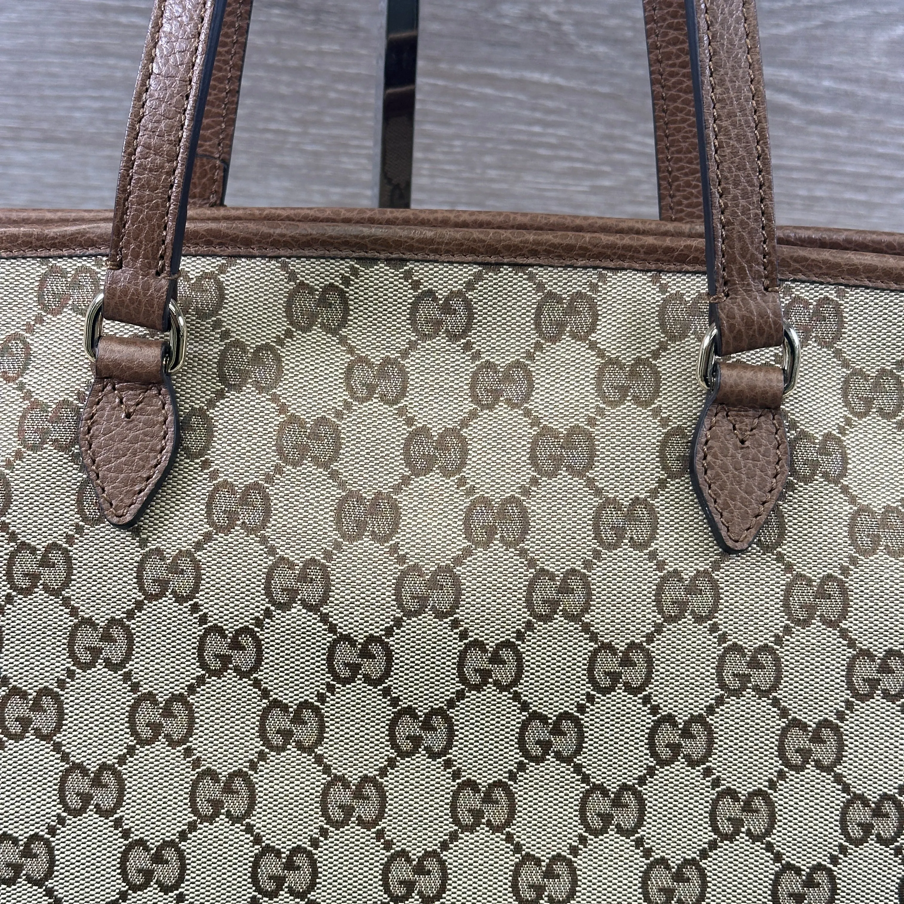 Gucci Monogram Medium Bree Zippered Tote - Beige