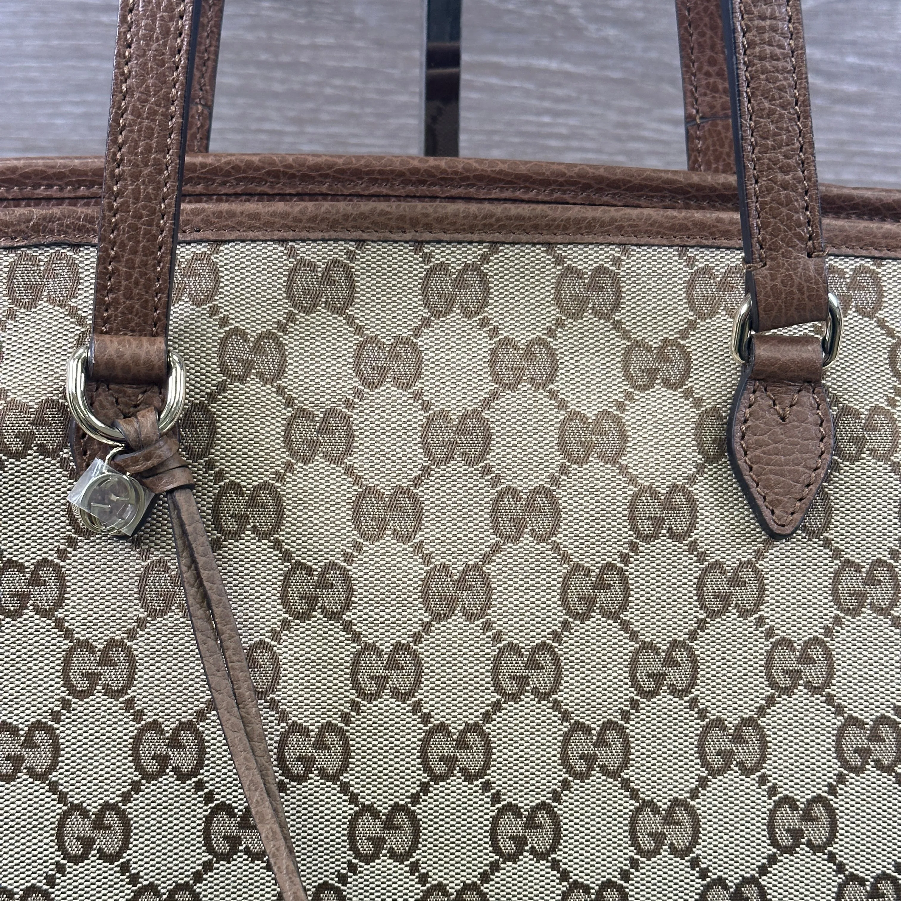 Gucci Monogram Medium Bree Zippered Tote - Beige