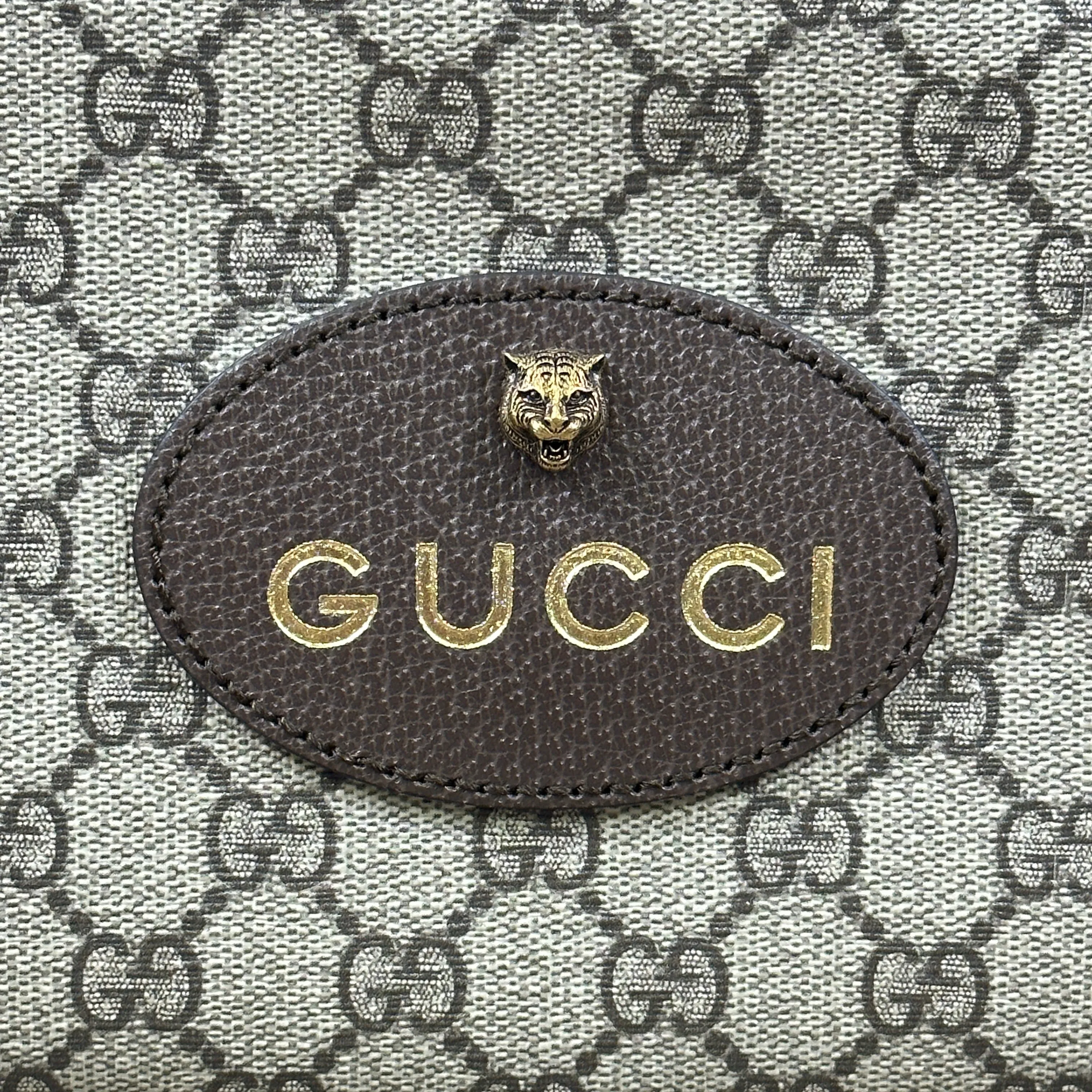 Gucci Neo Vintage GG Supreme Messenger Bag - Like New