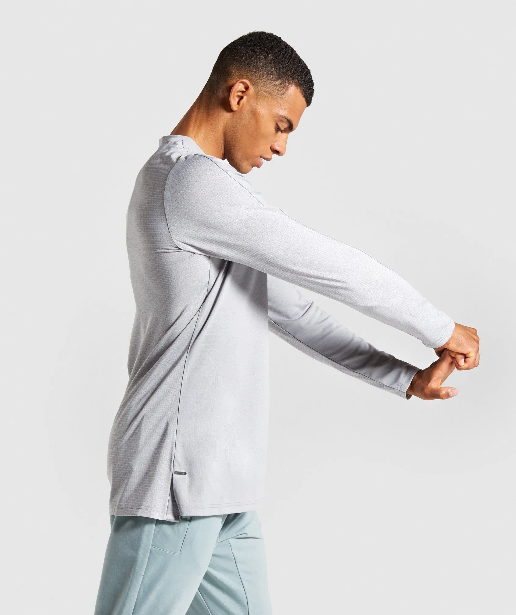 Gymshark Raid Long Sleeve T-Shirt - Light Grey