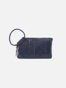 HOBO Sable Wristlet: Polished Leather