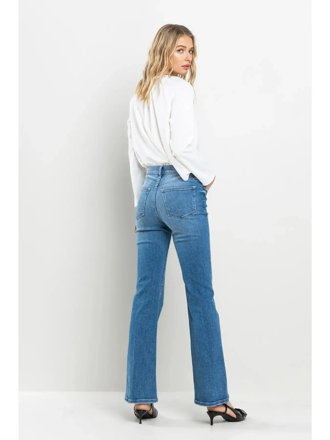 HR Ultra Stretch Slim Bootcut Jean