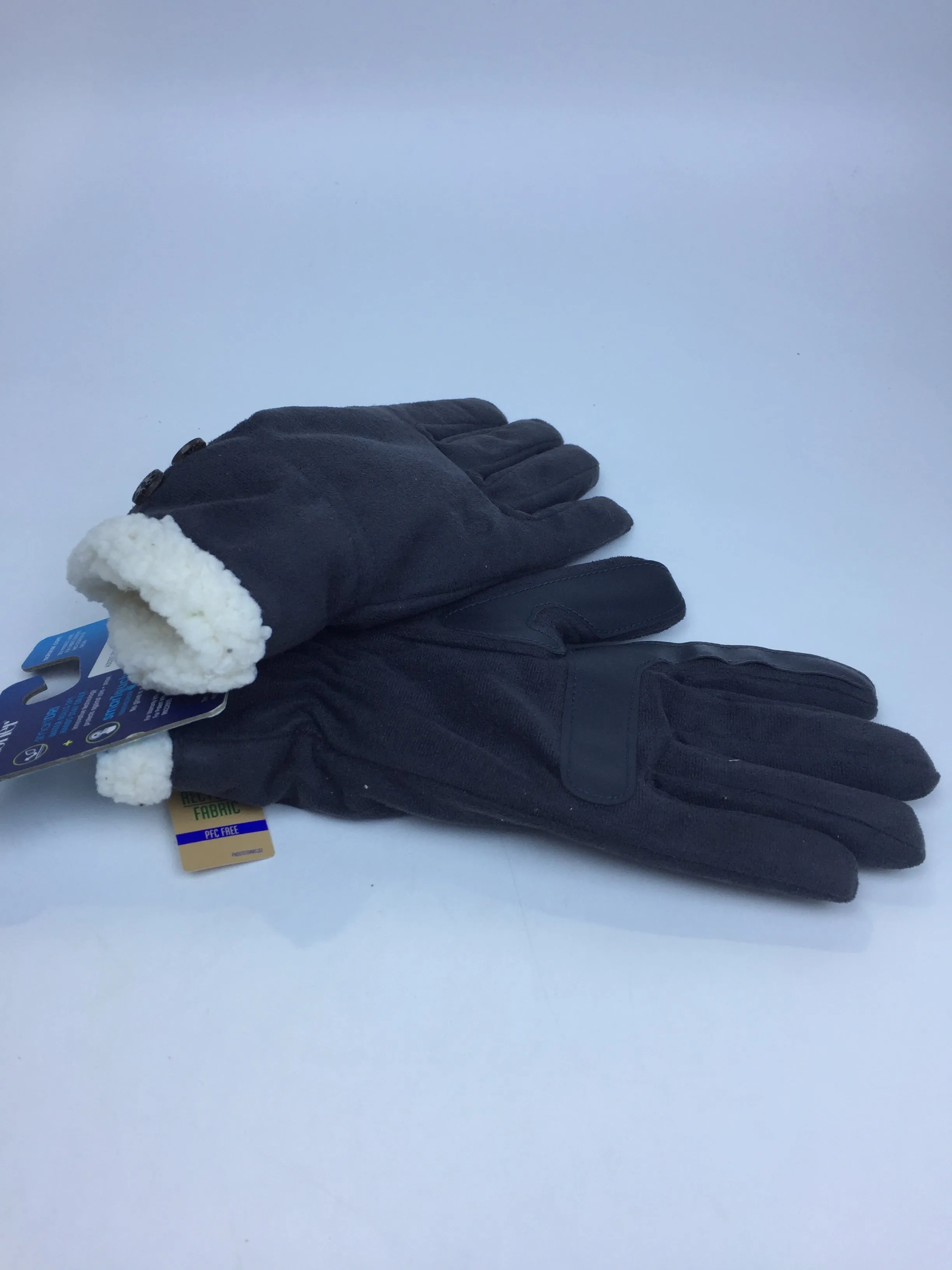 Isotoner Women Microfiber Winter Glove with Button Detail Small Lead