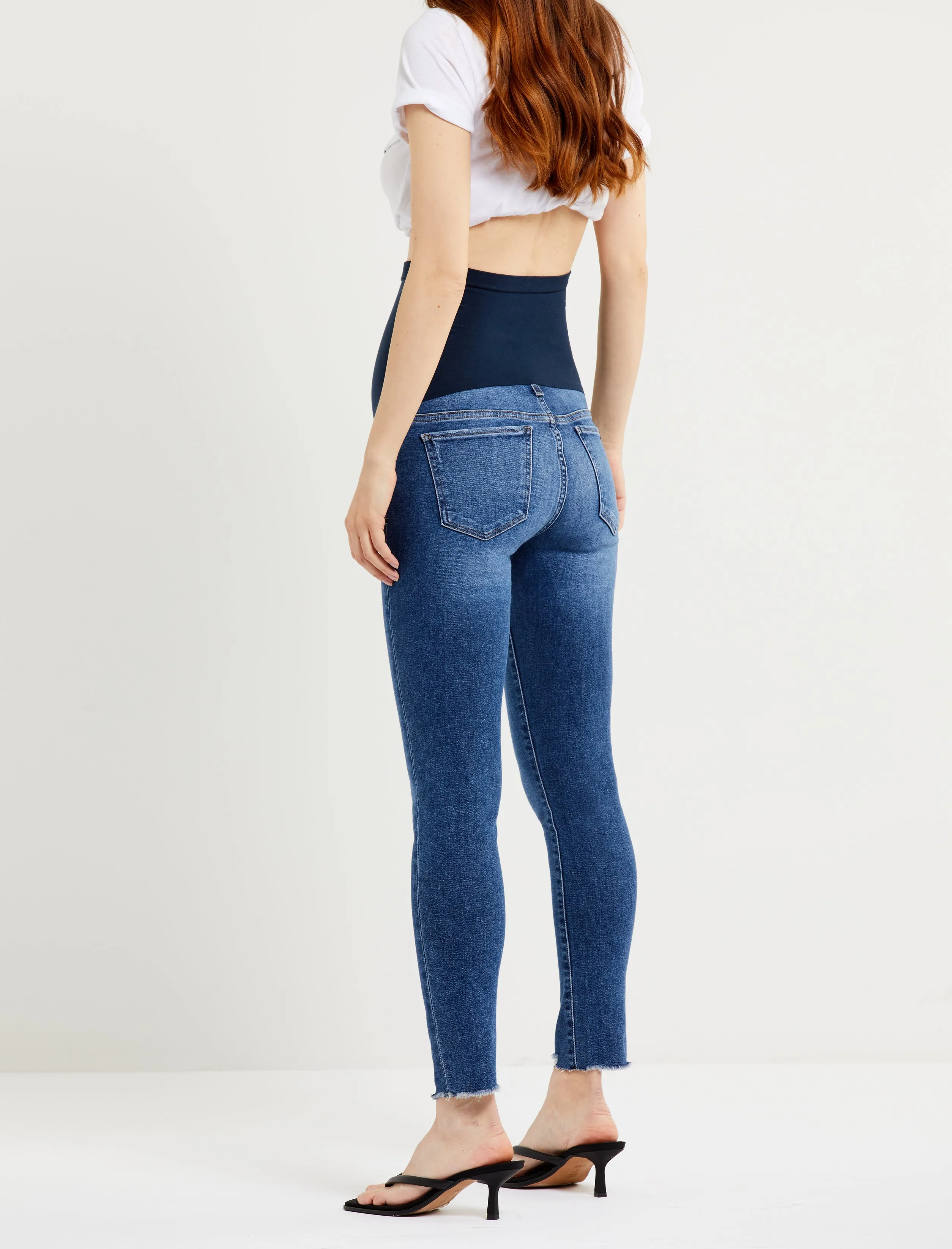 Joes Secret Fit Belly Skinny Leg Maternity Jeans in Unity Wash