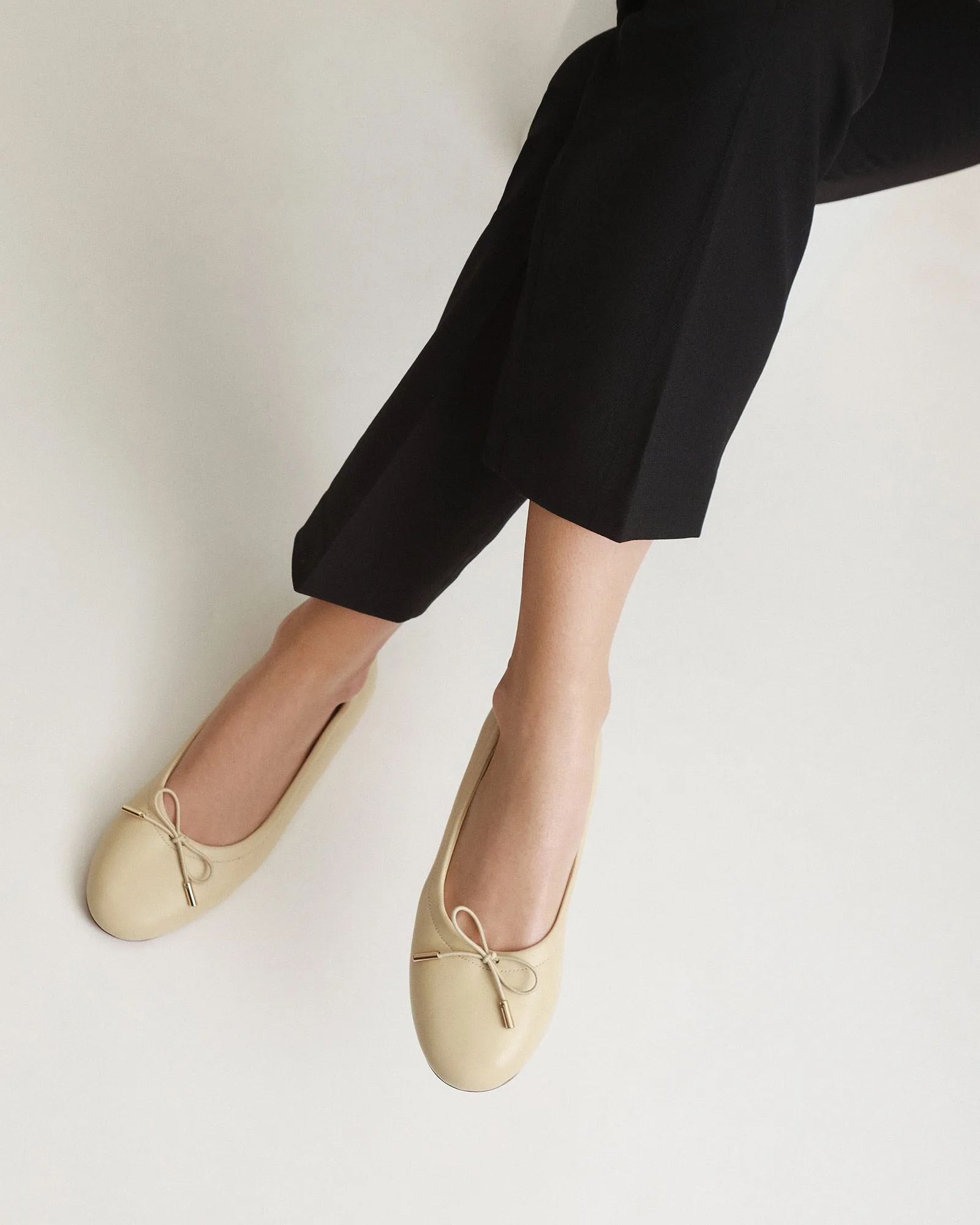 JOLIE CASUAL FLATS BUTTER LEATHER