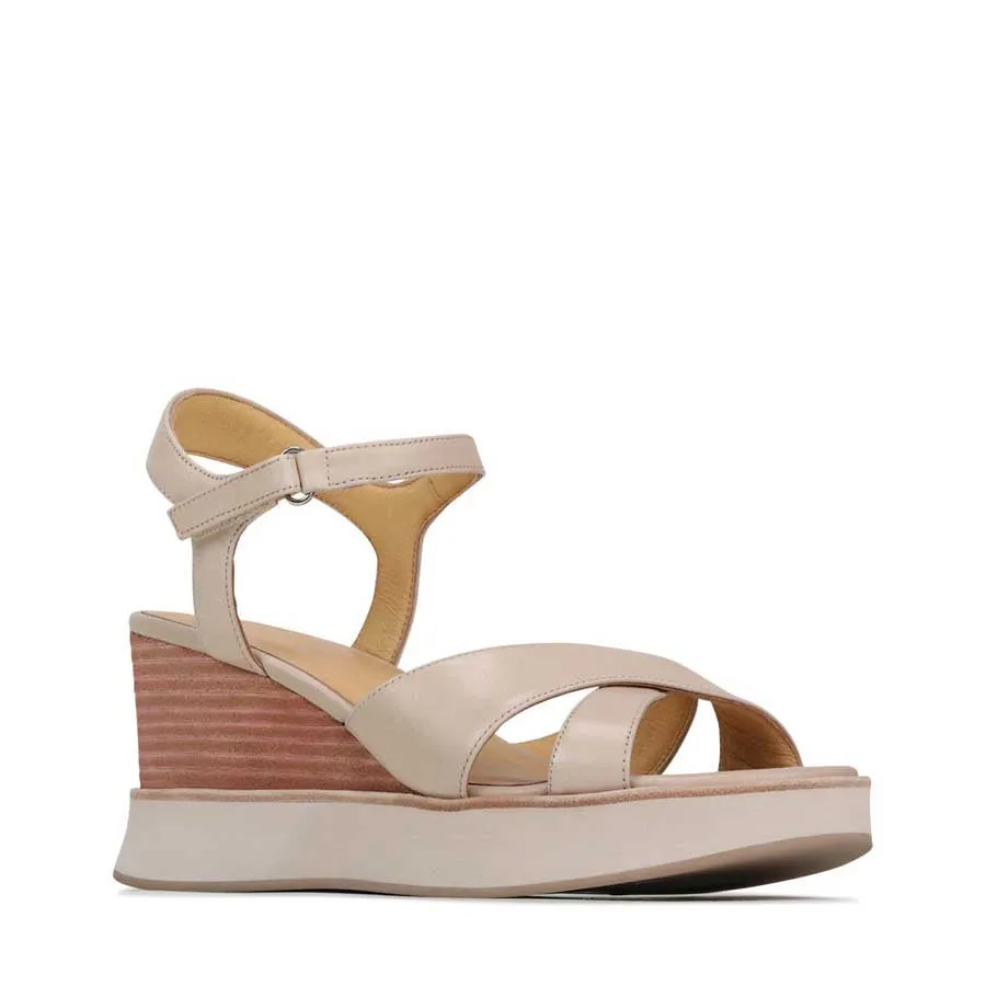 JUN LEATHER WEDGE SANDALS