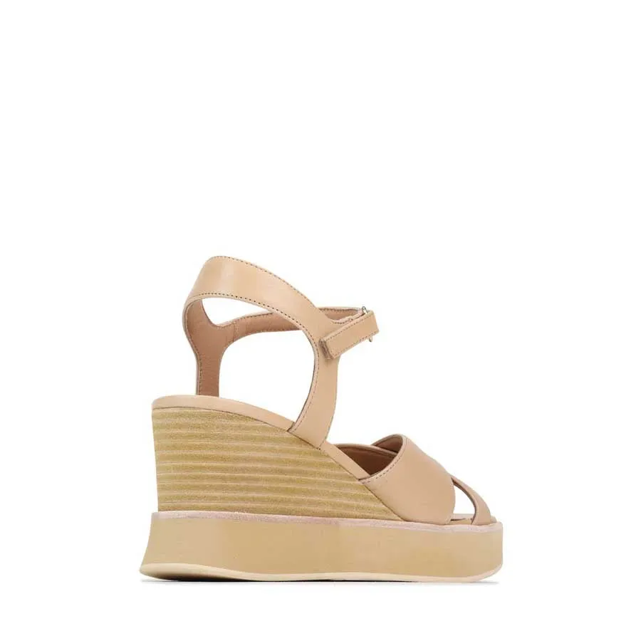 JUN LEATHER WEDGE SANDALS