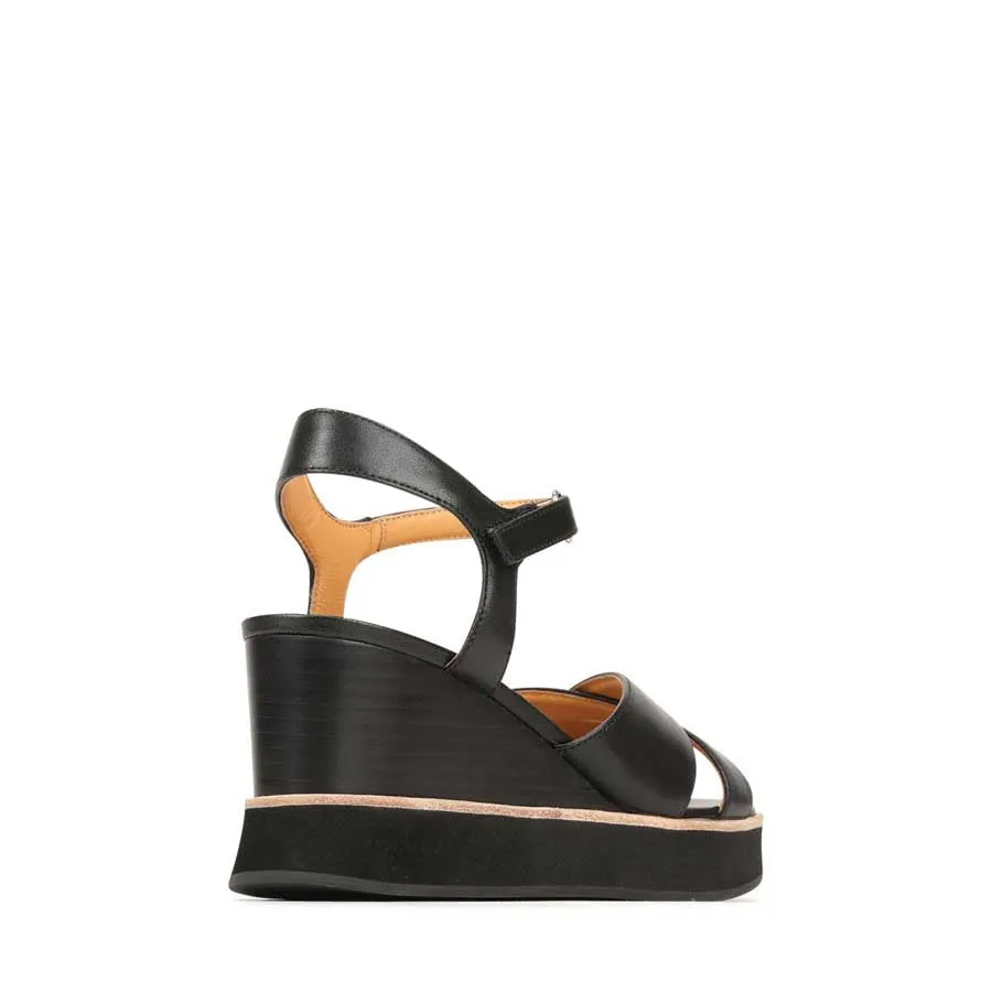 JUN LEATHER WEDGE SANDALS