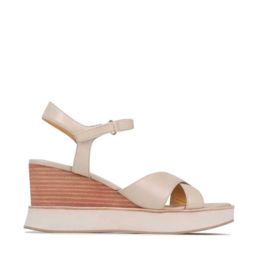 JUN LEATHER WEDGE SANDALS