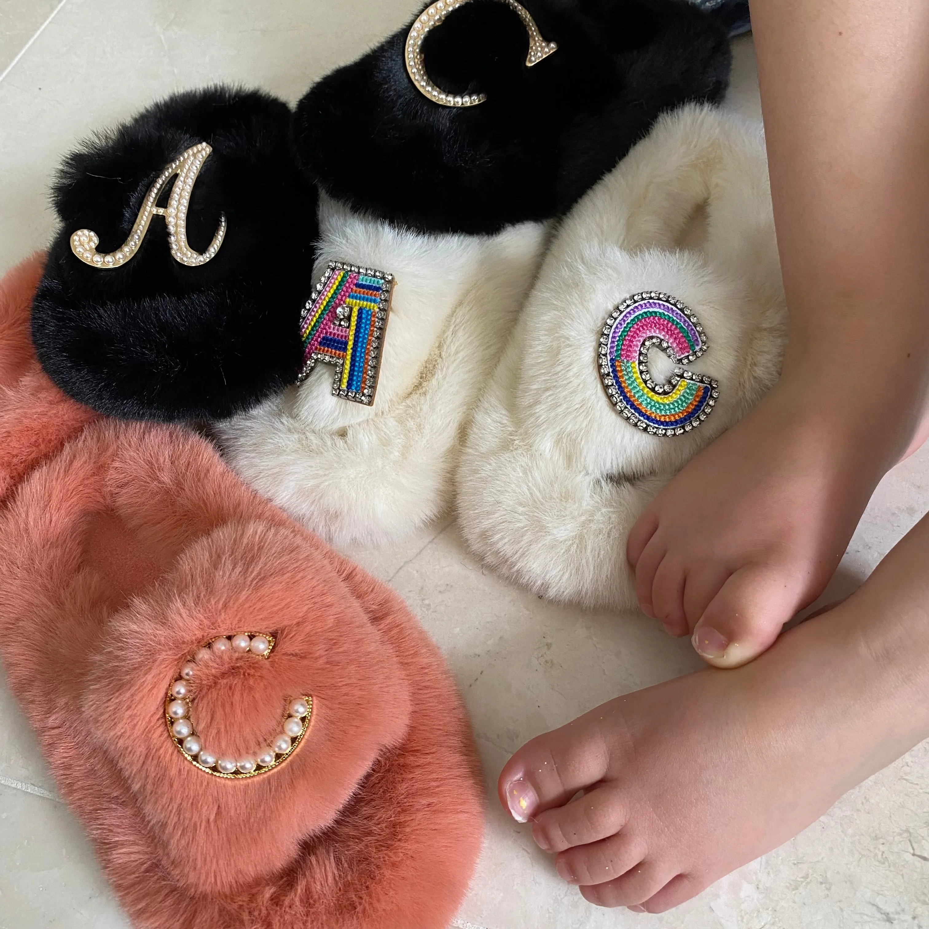 Kids Furry Slides Black