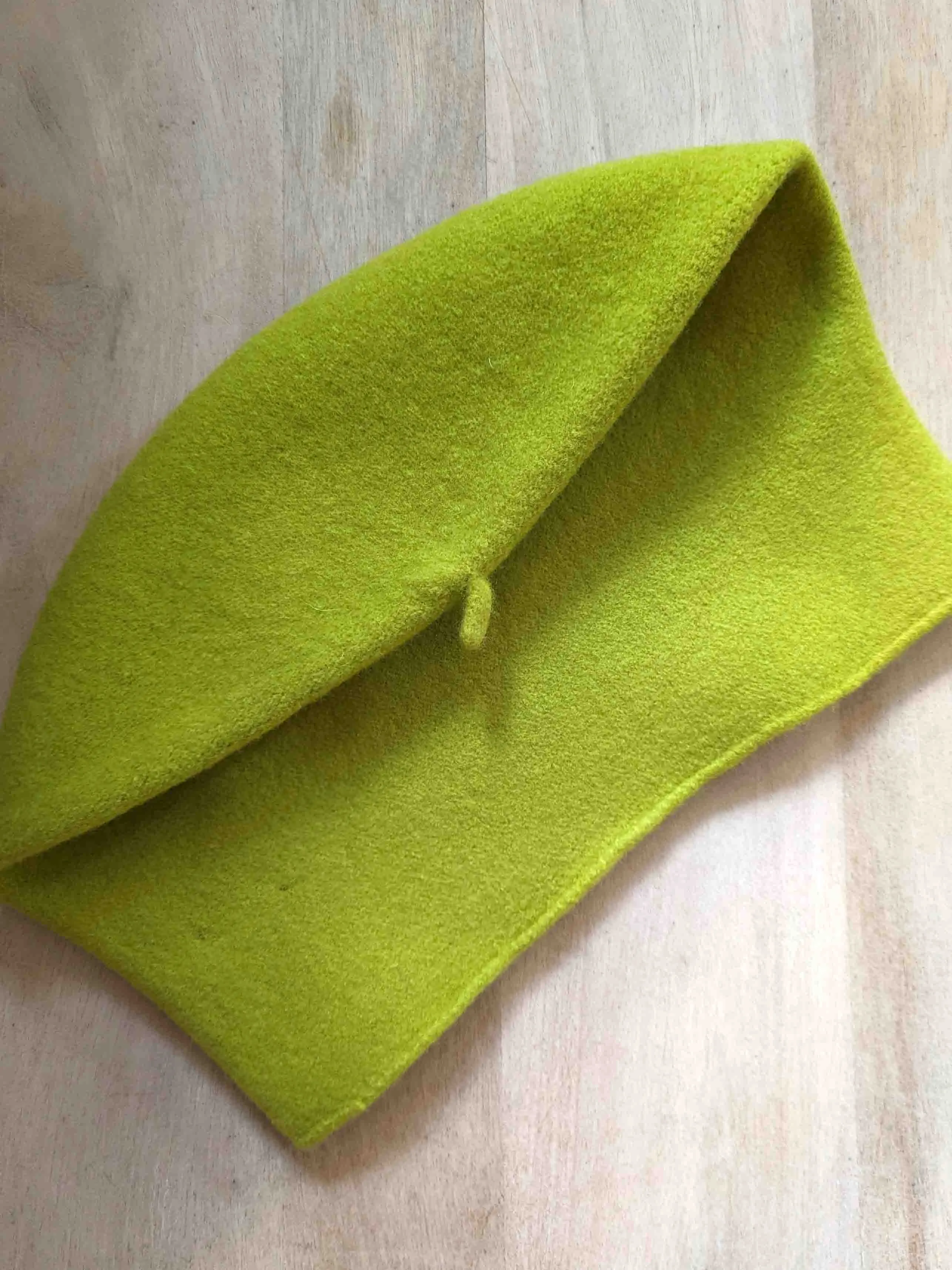 KOPKA Roll Up Woollen Beret - Lime