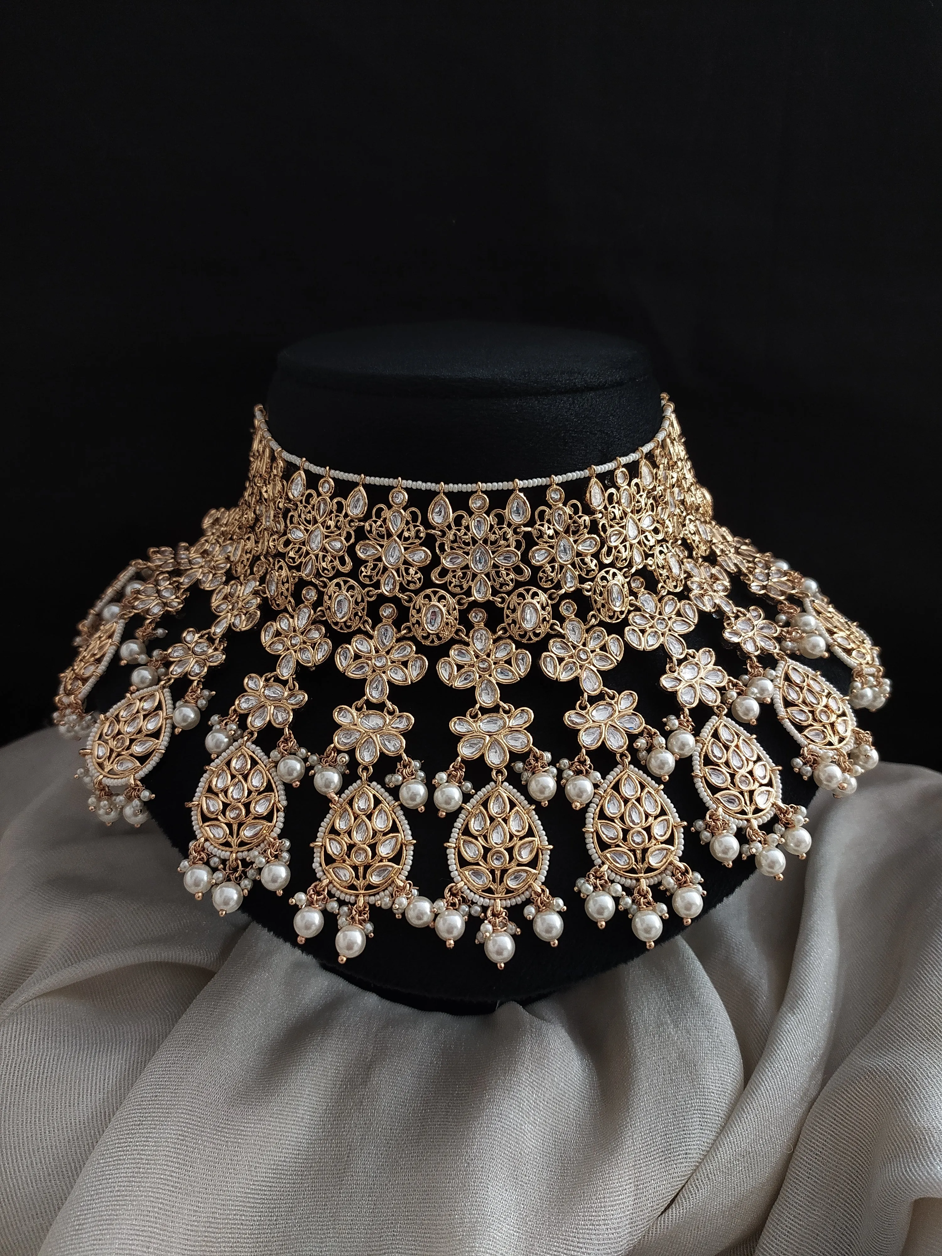 Kundan Bridal Flexible Choker Set with Kundan/Polki Stones