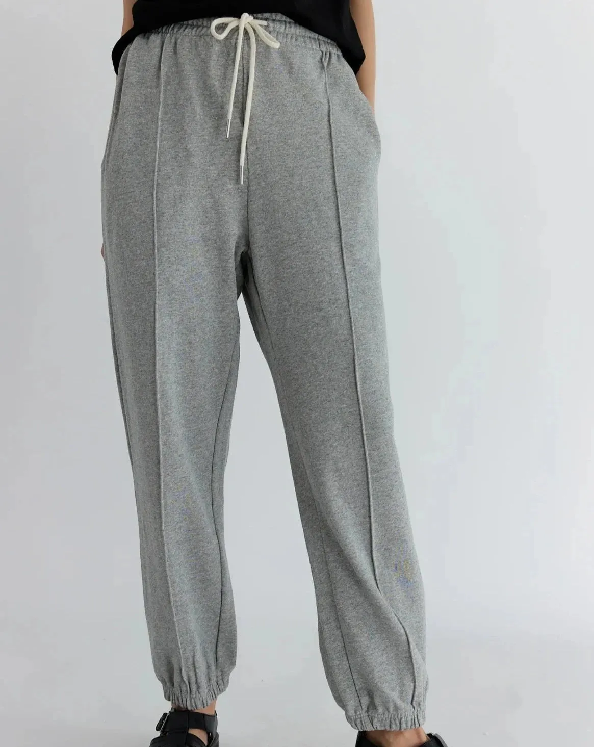 Kyler Sweatpants in Grey