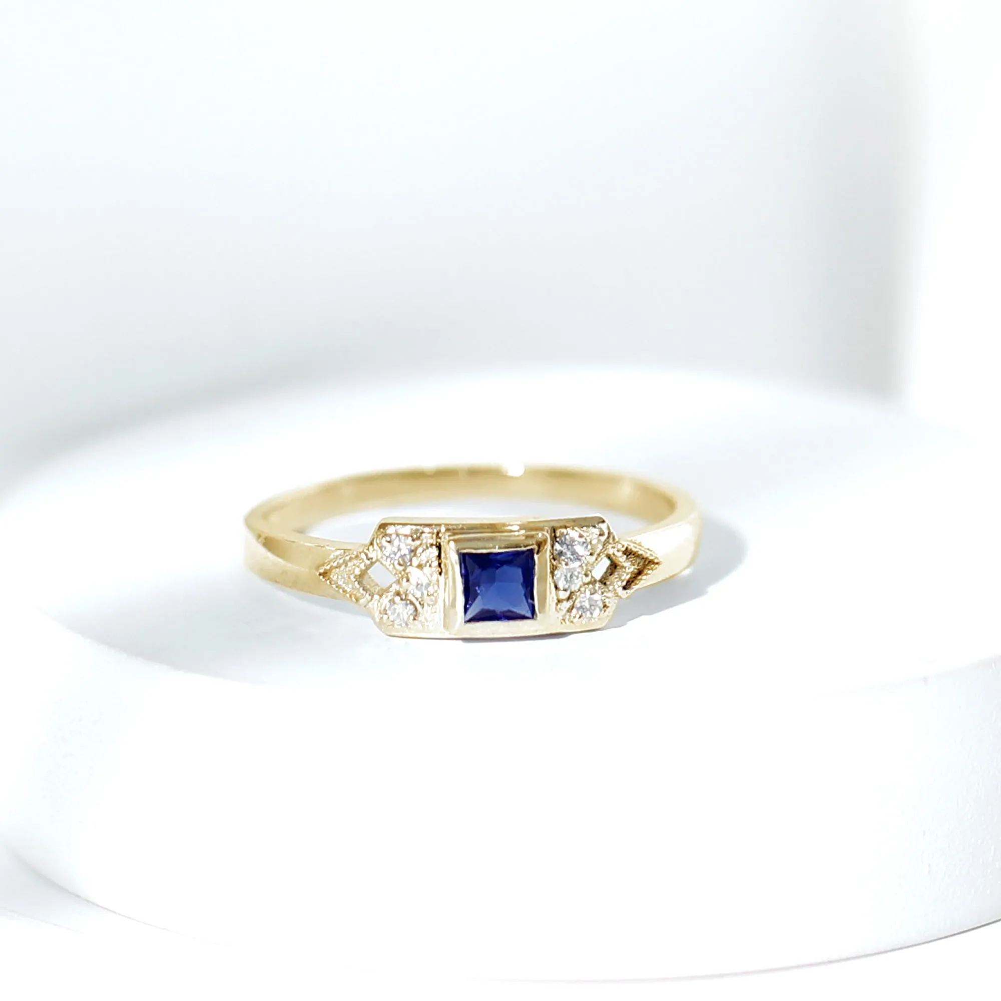 Lab Grown Blue Sapphire Promise Ring with Diamond