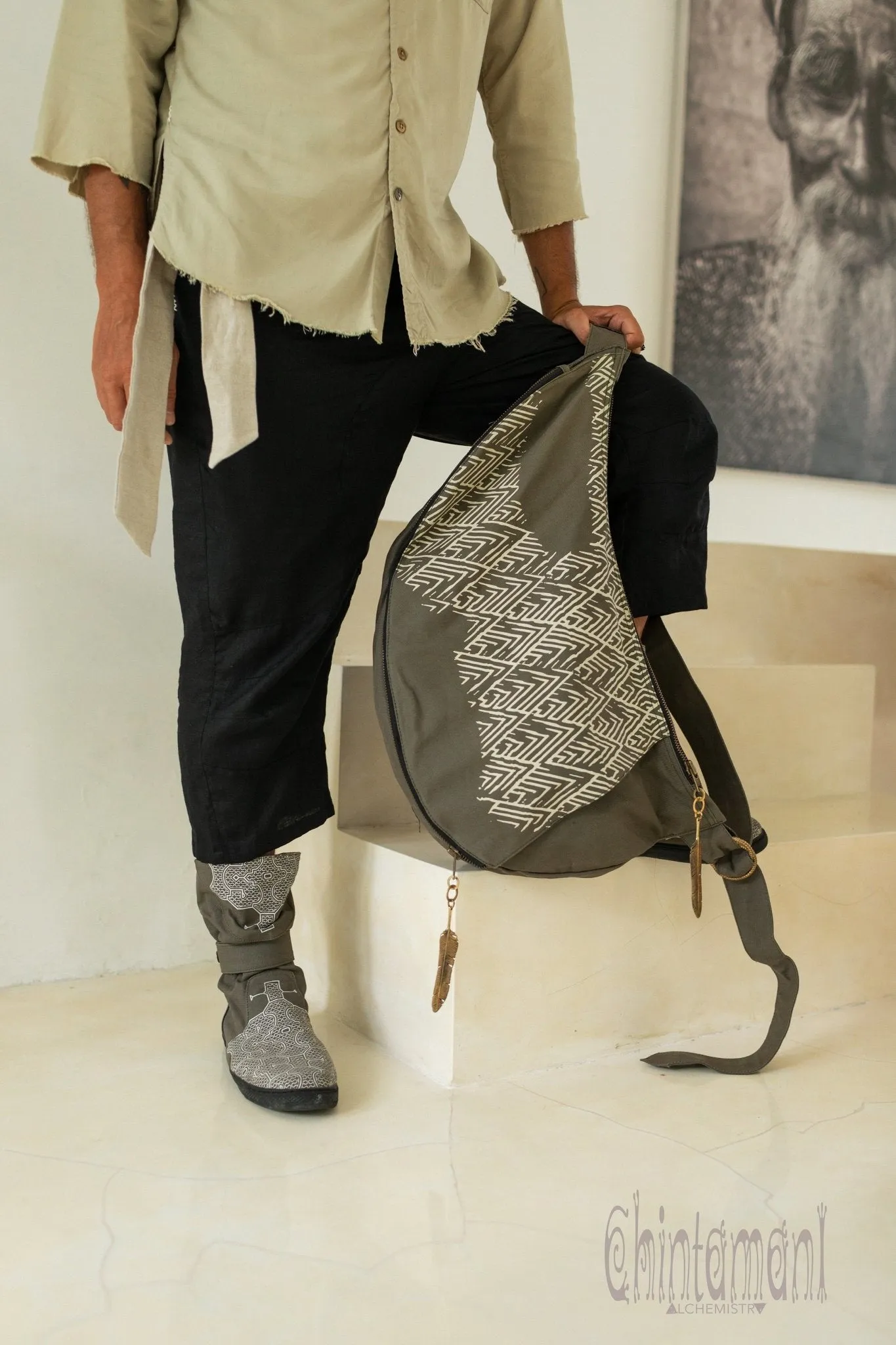 Large One Shoulder Crossbody Bag for Men / Dark Gray