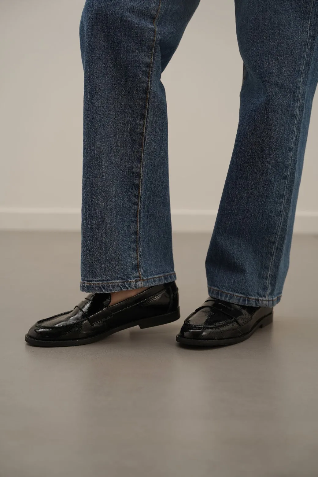 LEATHER PENNY LOAFERS