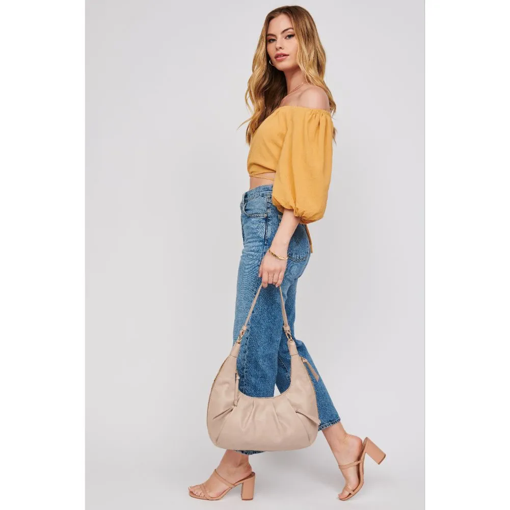 Leora Hobo