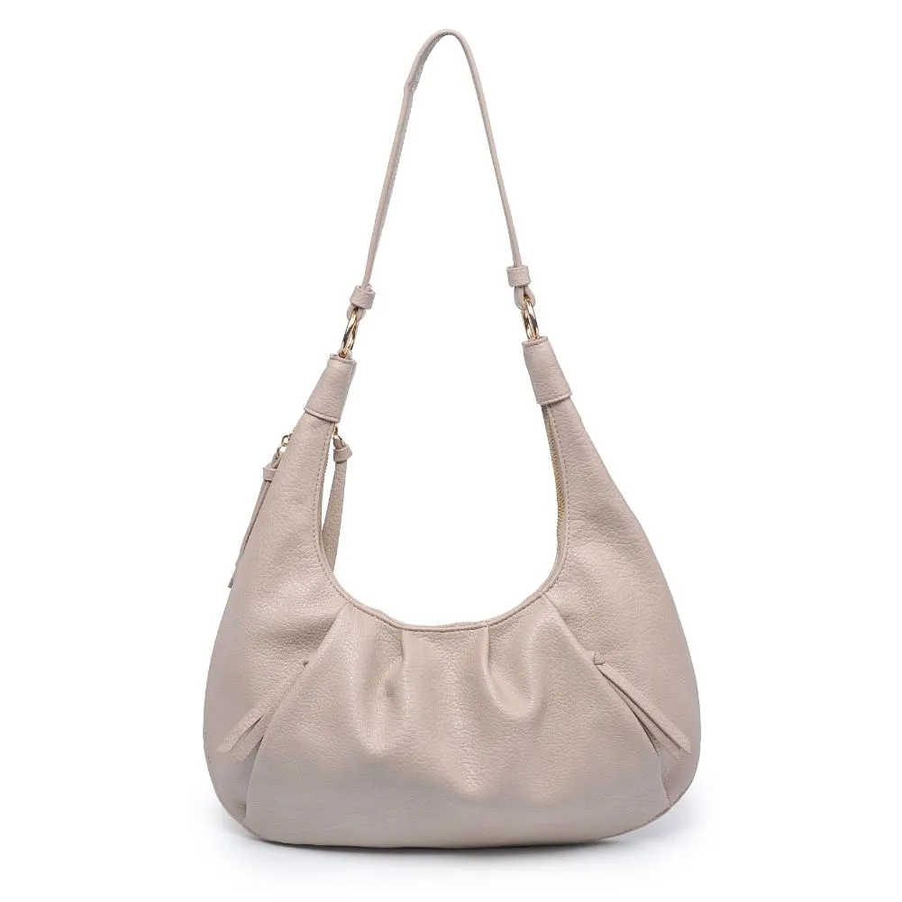 Leora Hobo