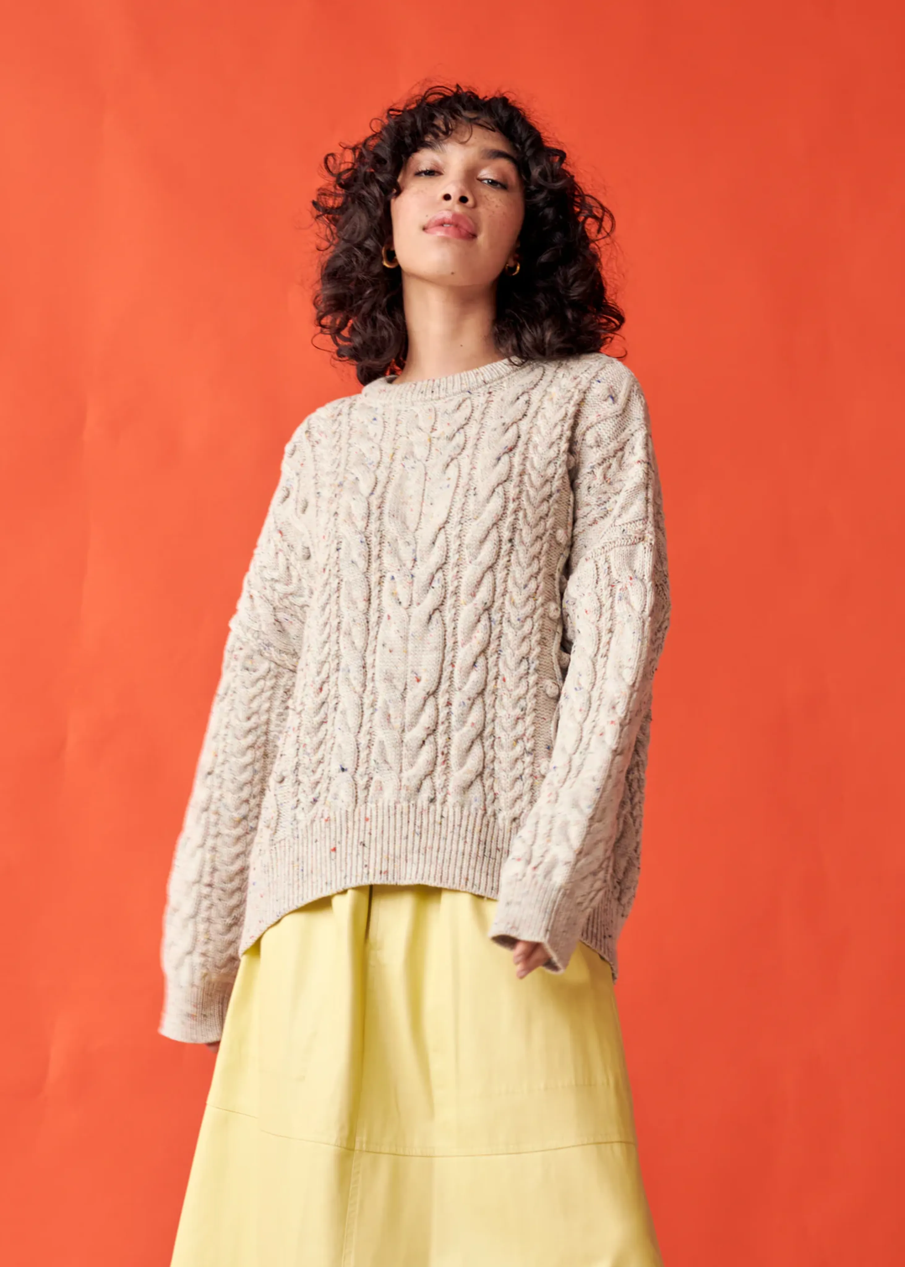 Long cable sweater, natural speckle