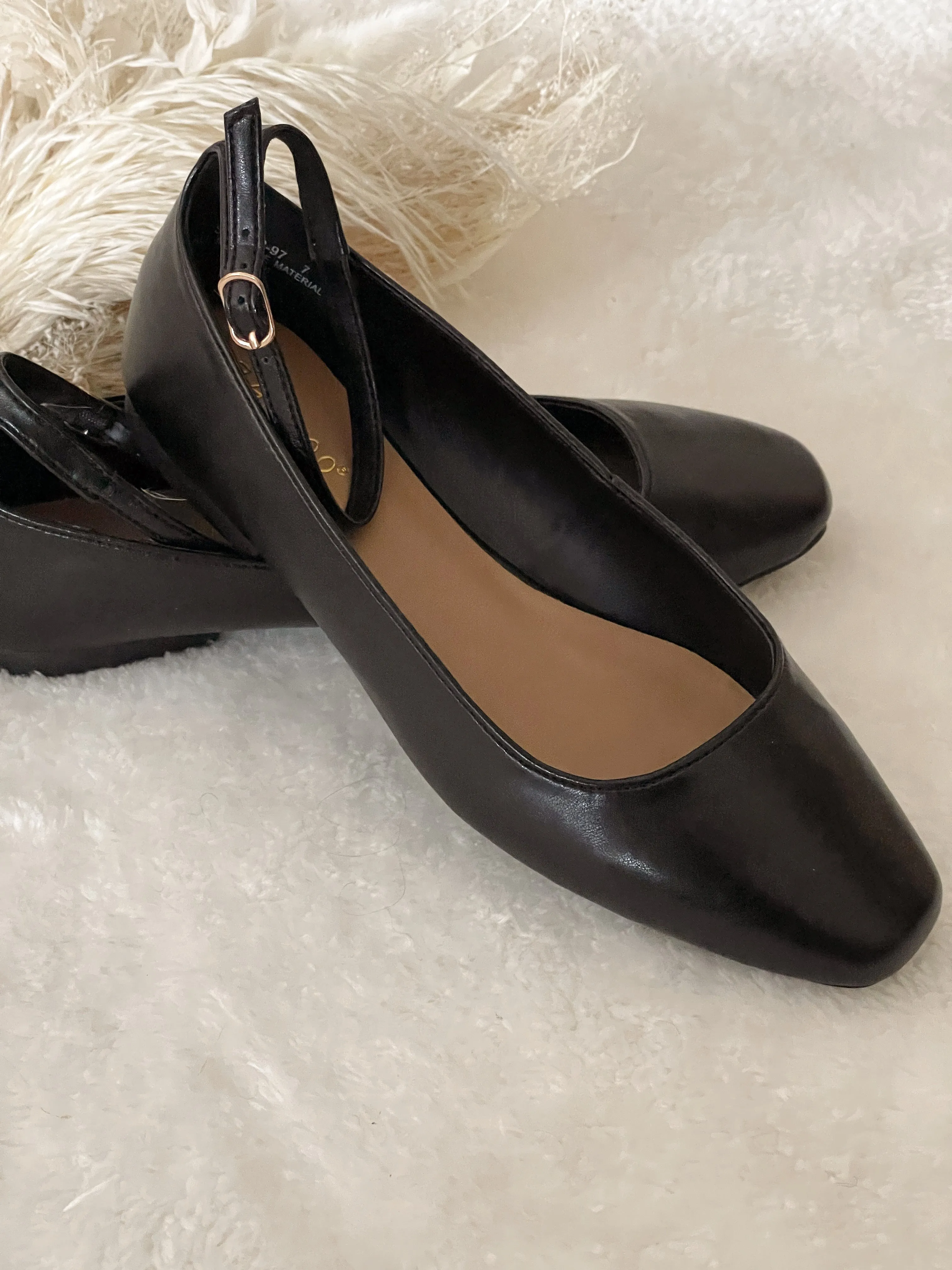 Maribelle Ankle Strap Black Ballet Flats