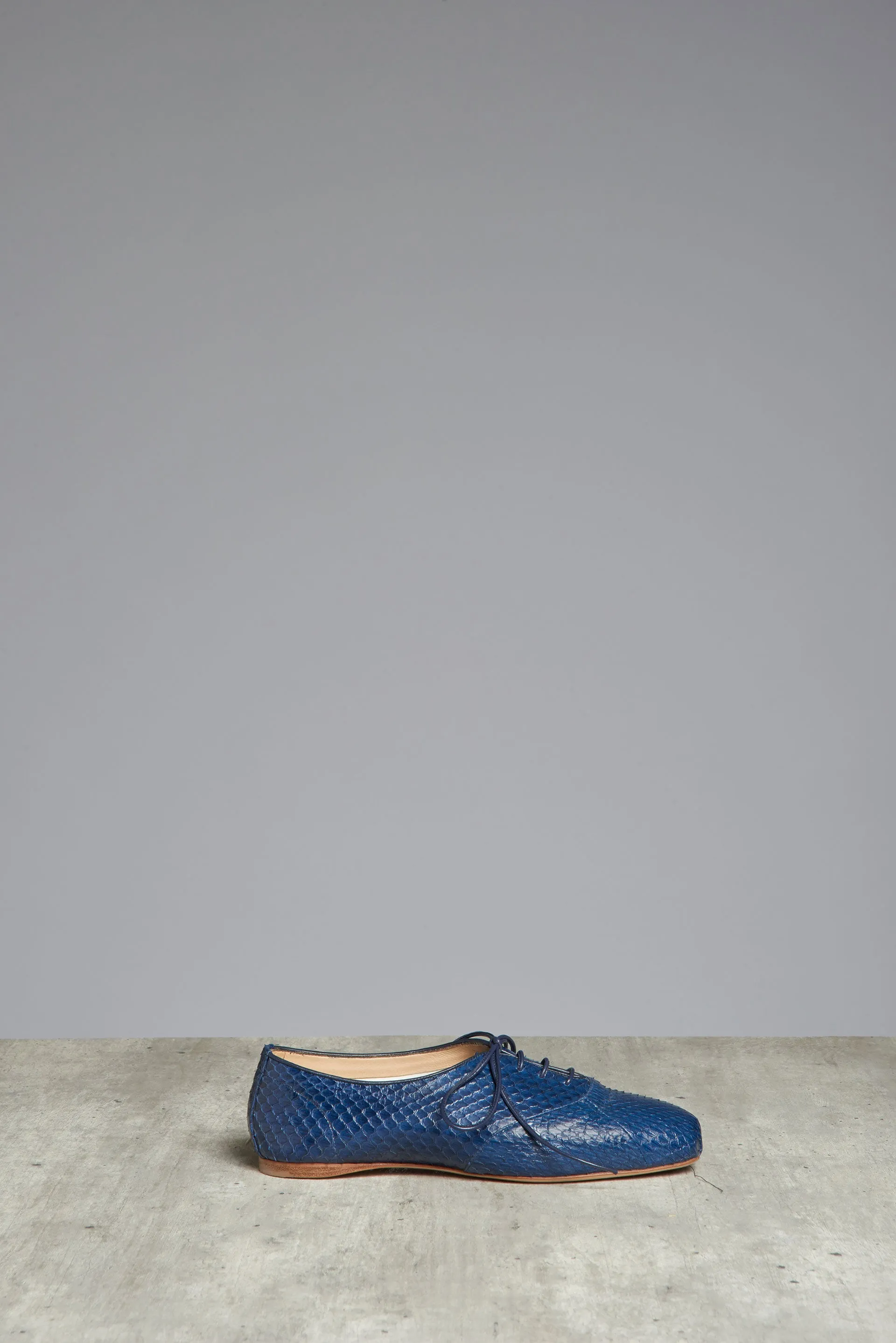 Maya Flat Shoe in Cobalt Snakeskin