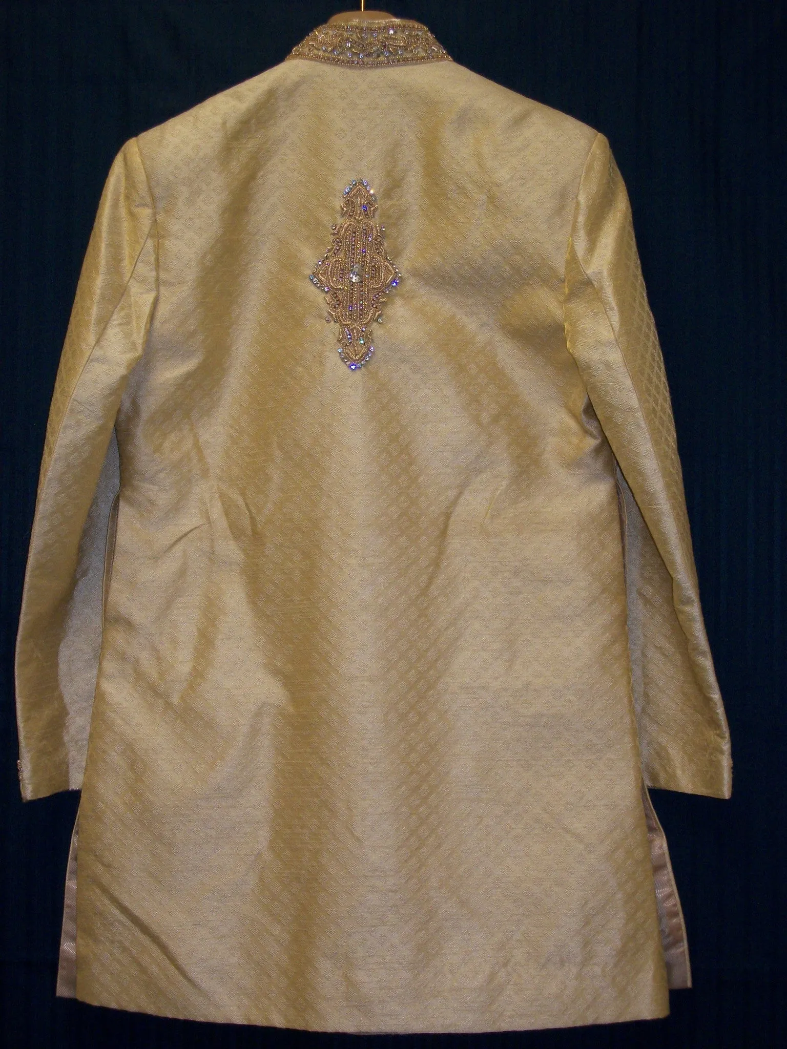 Men's 2685 Sherwani Golden Bridal Silk Sharwani Set Shieno Sarees