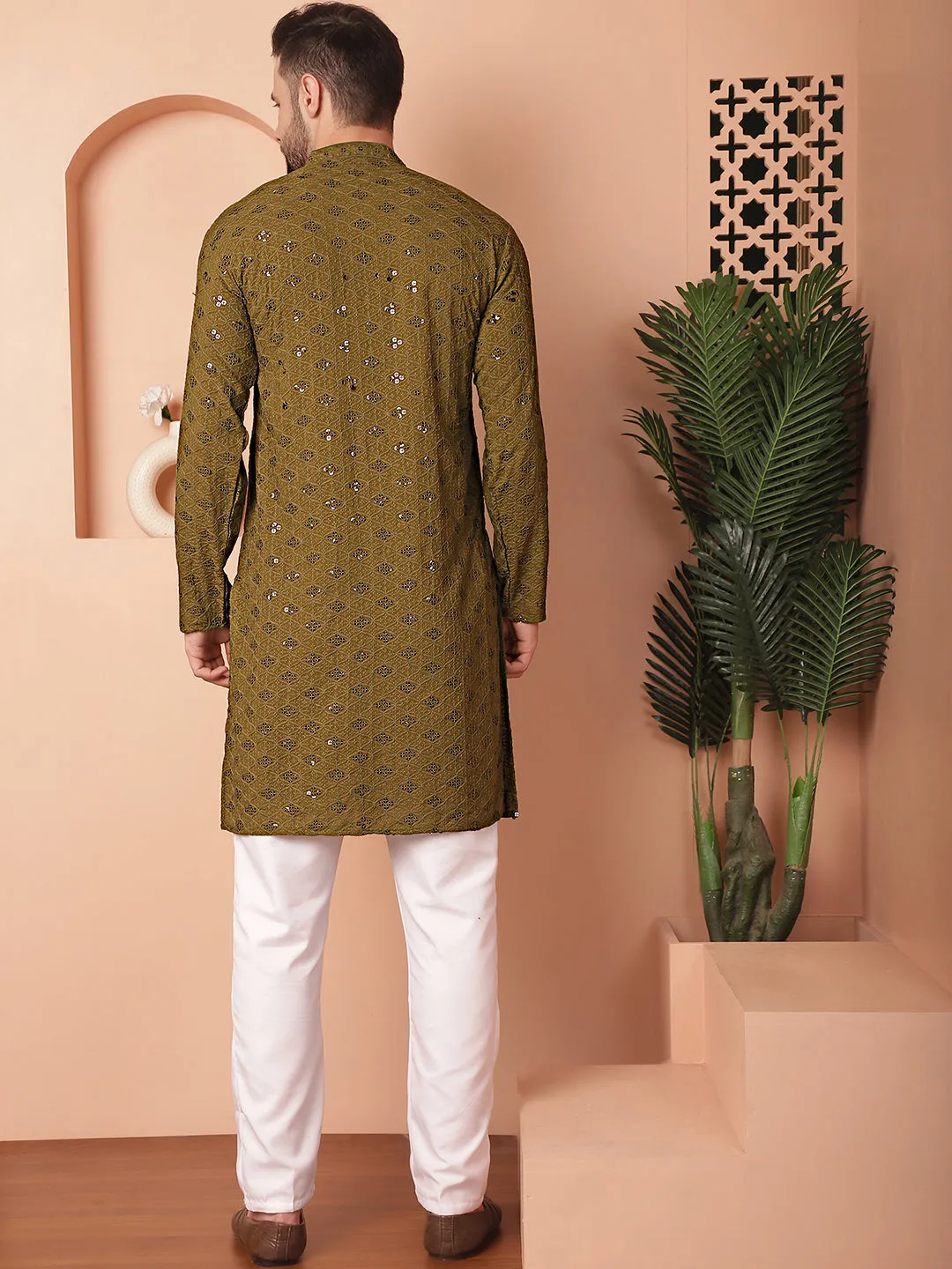 Men'S Chikankari And Sequence Kurta With Pyjama