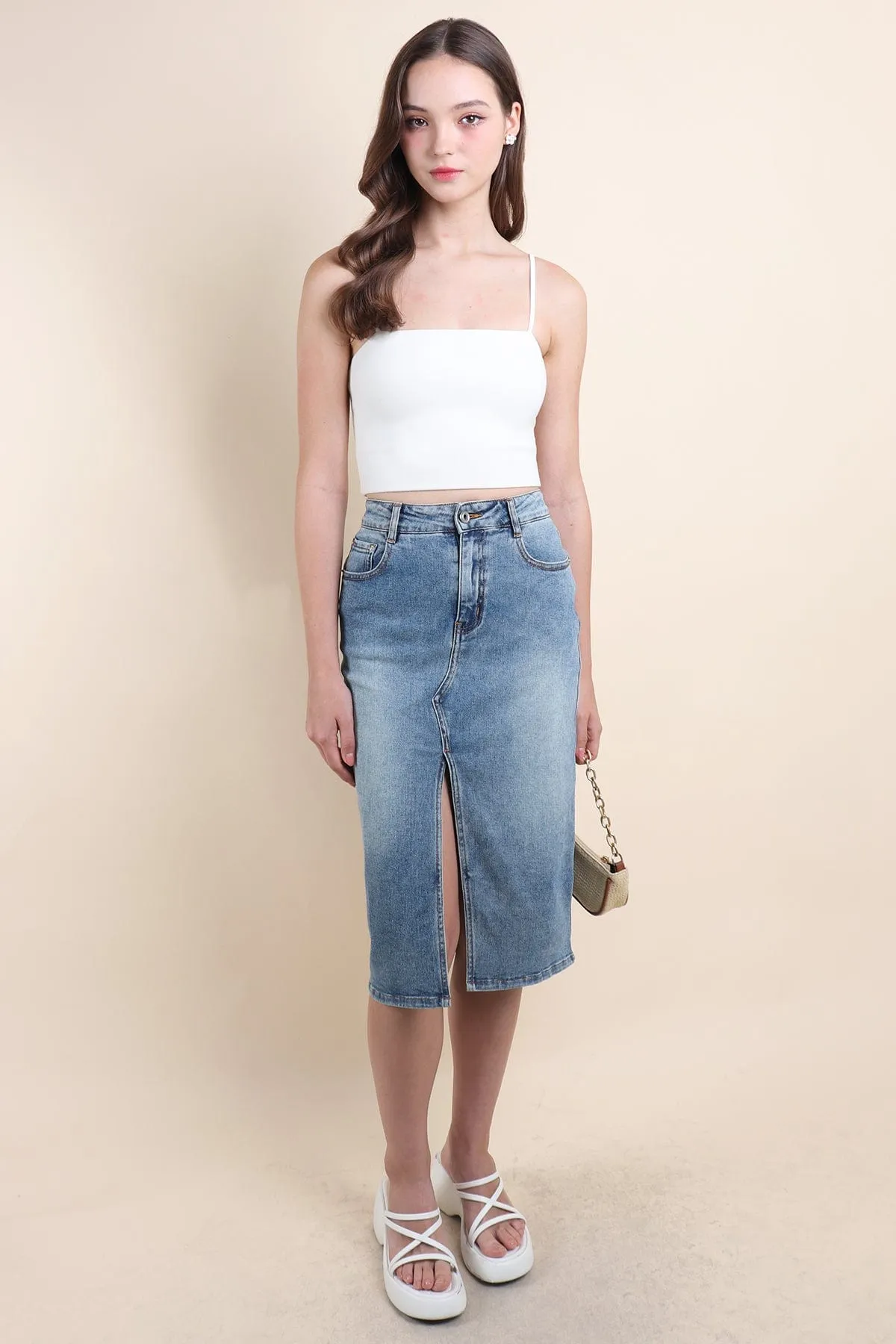 MERALD FRONT SLIT DENIM SKIRT IN ACID BLUE