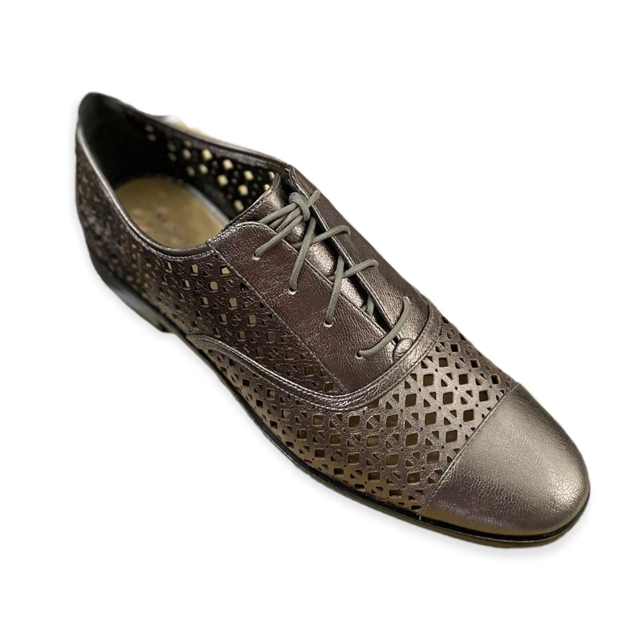 Metallic Laser Cut-Out Oxford Lace Up Loafers