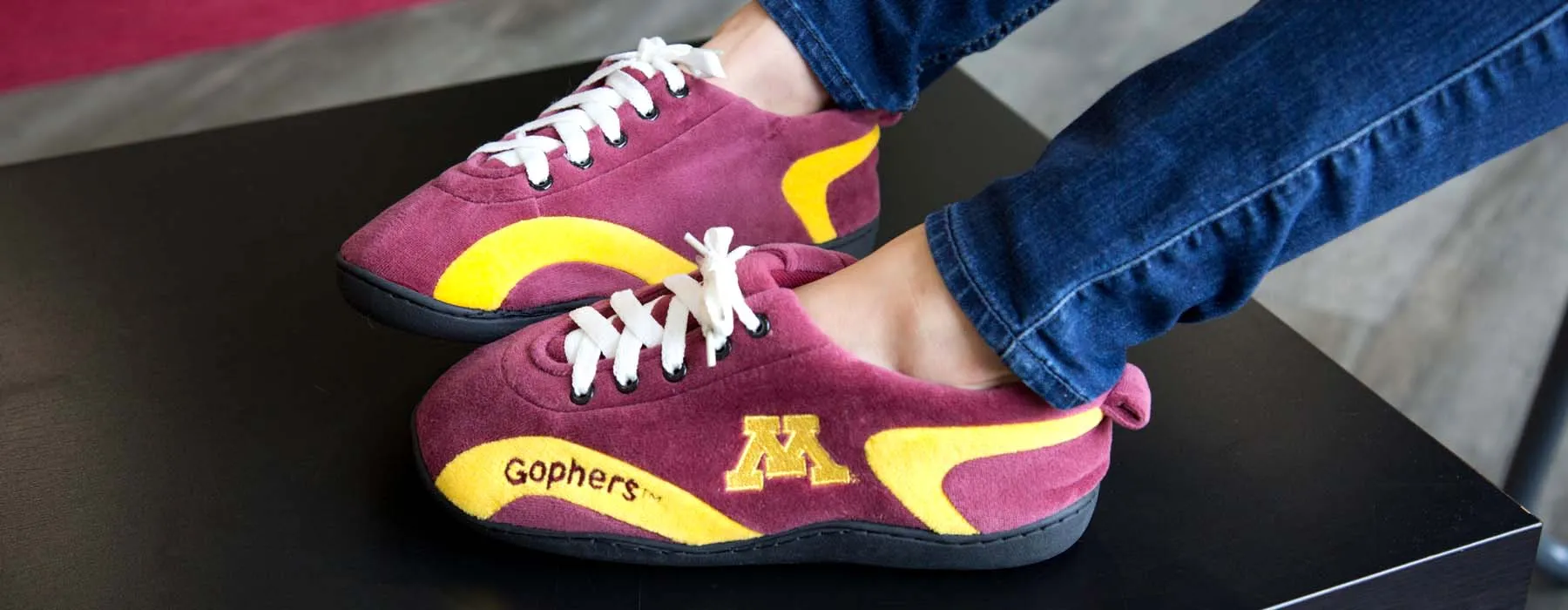 Minnesota Golden Gophers All Around Rubber Soled Slippers