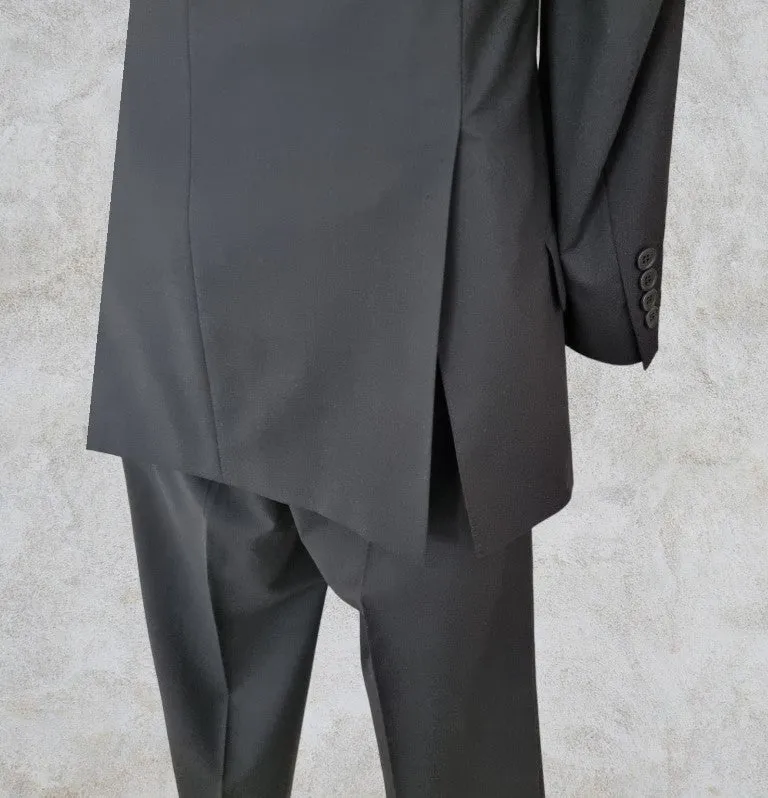 Moss Bros Men’s Black Tailored Fit Dress Suit Size S