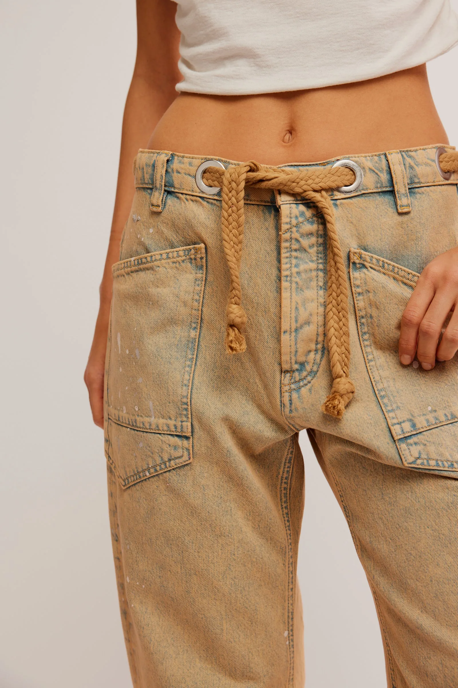 Moxie Pull-On Barrel Jeans in Cowboy