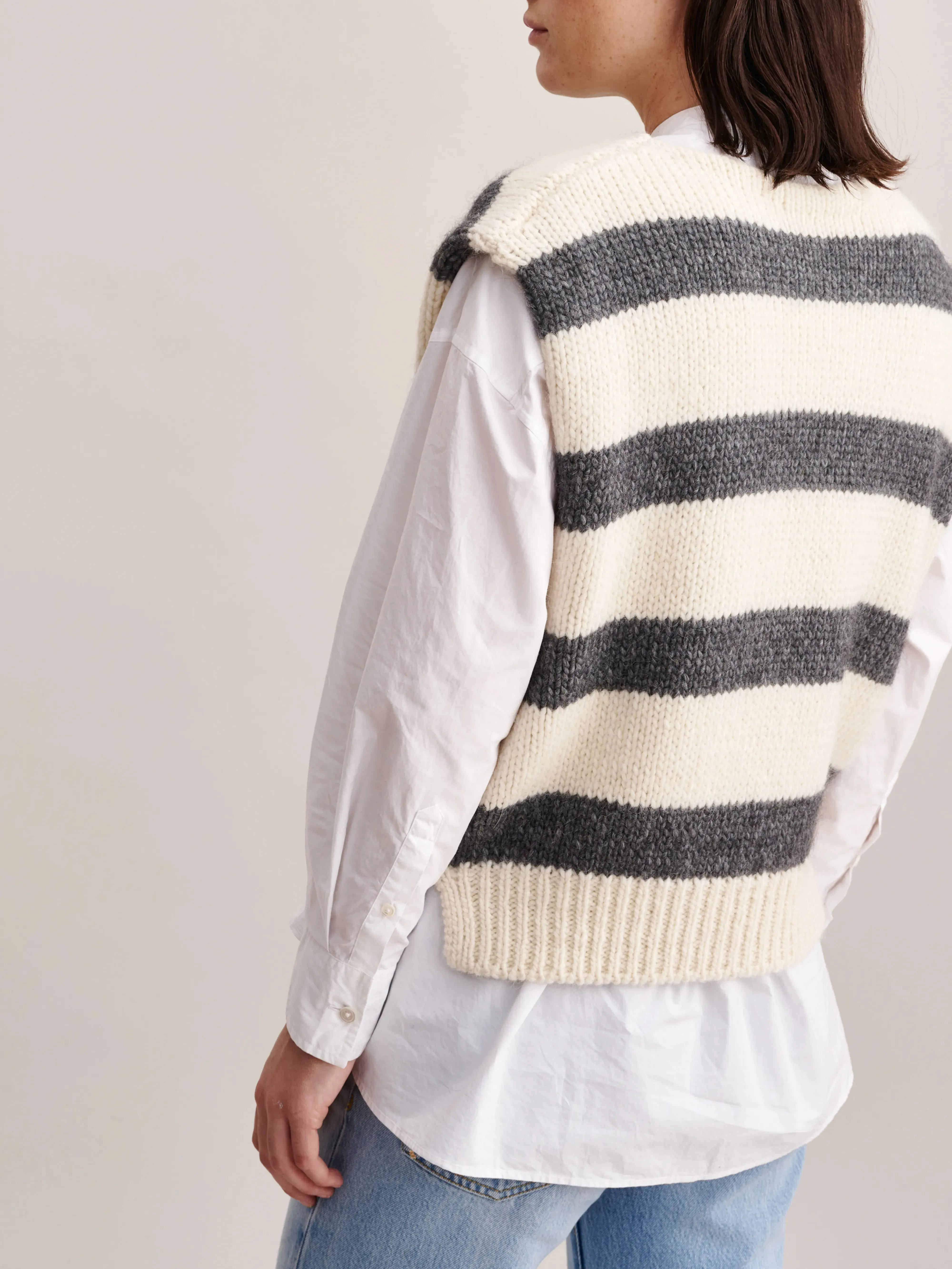 Nanor Vest (232 / W / STRIPE A)