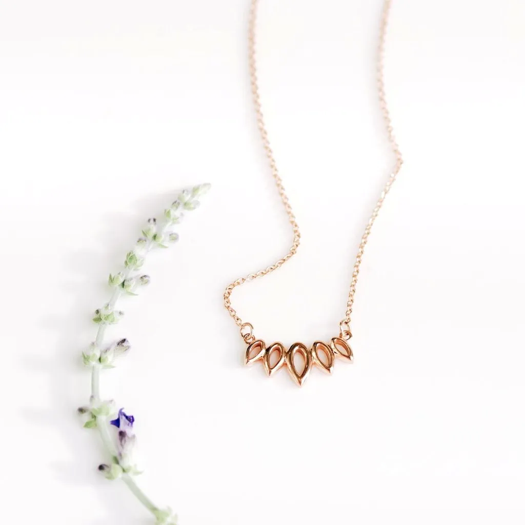 Nature Inspired Leaf Necklace