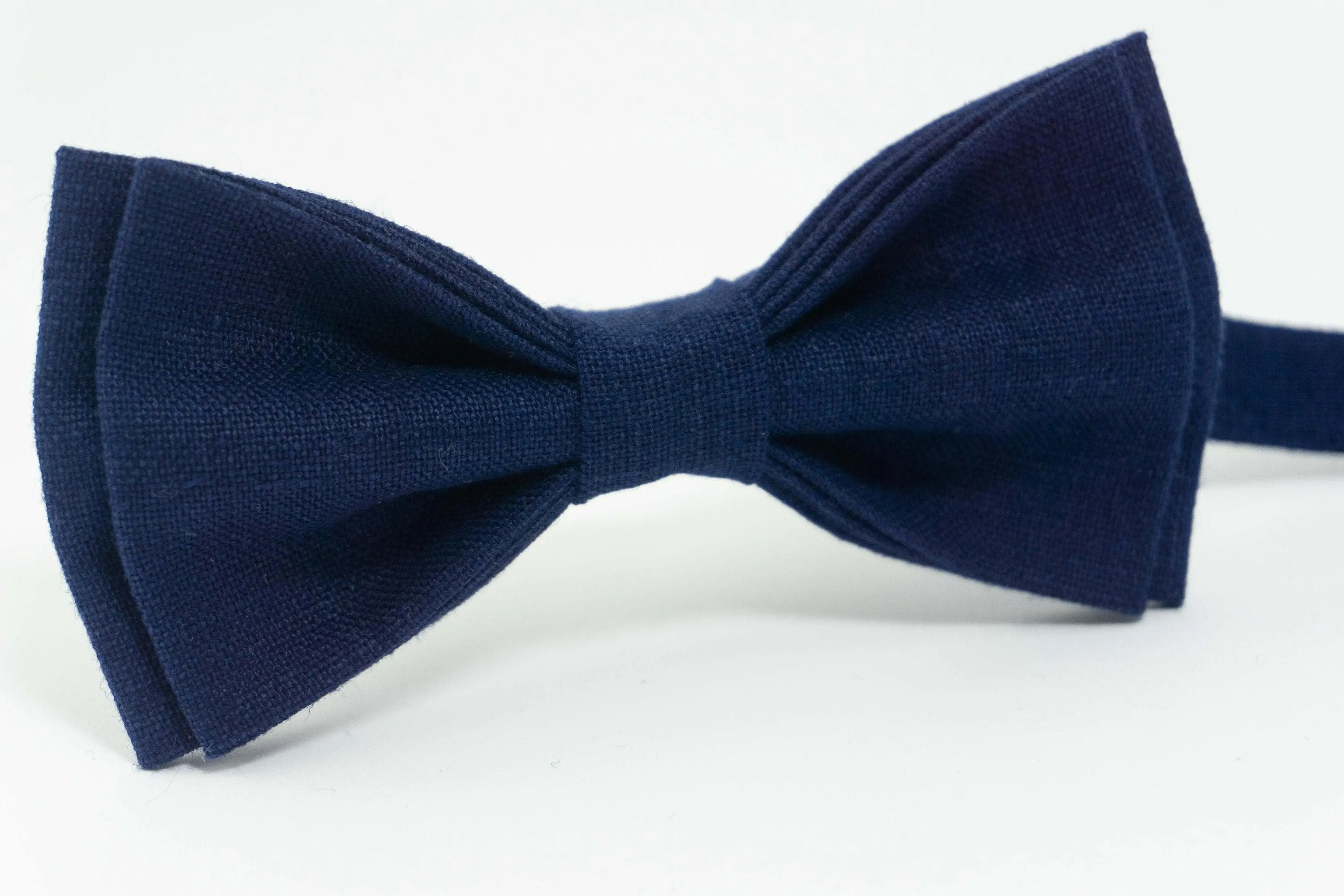 Navy Blue bow tie | groomsmen bow tie