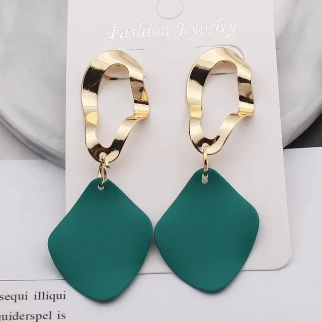 New Fashion Statement Earrings Green White Red Geometric Drop Earrings for Women Punk Metal Earring Trendy Jewelry Elegant