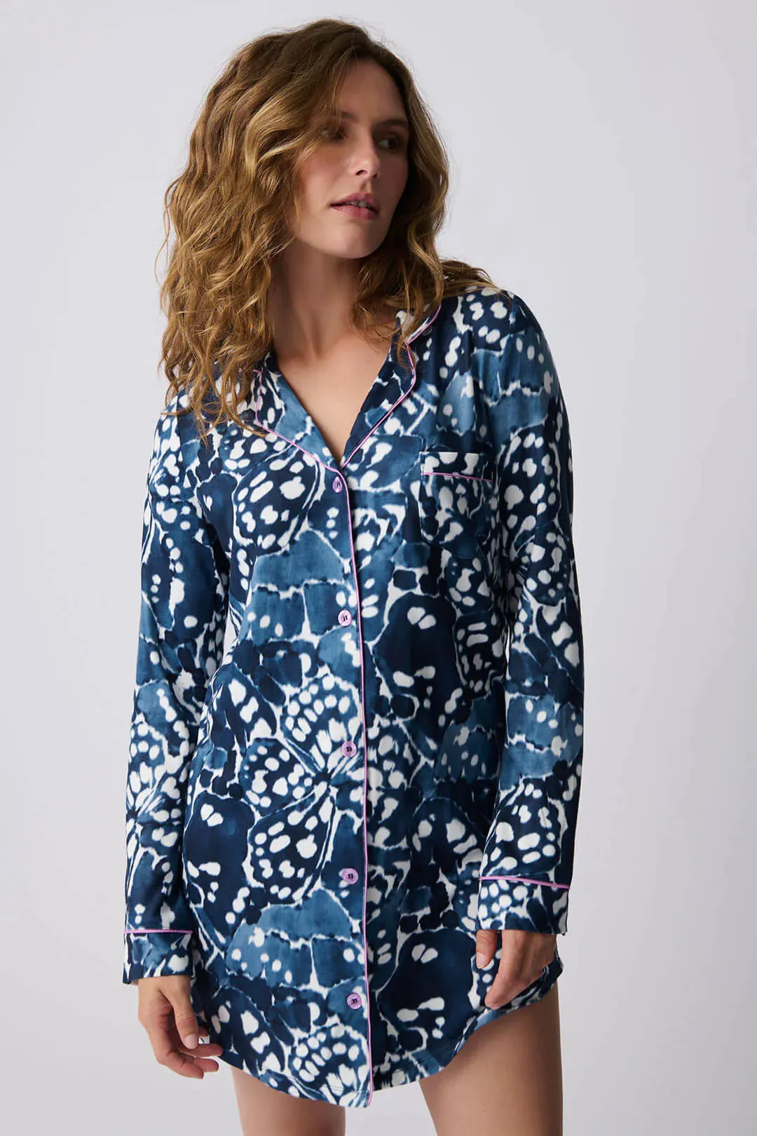 Nightshirt Button Up Spread Your Wings