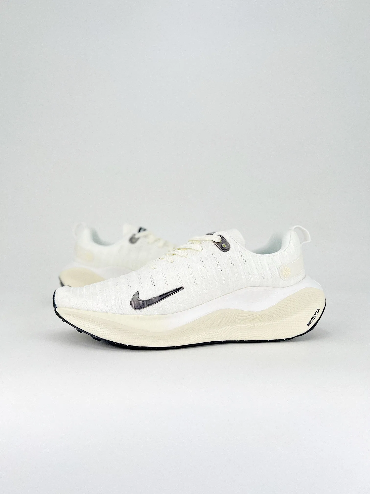 Nike REACTX INFINITY RUN 4