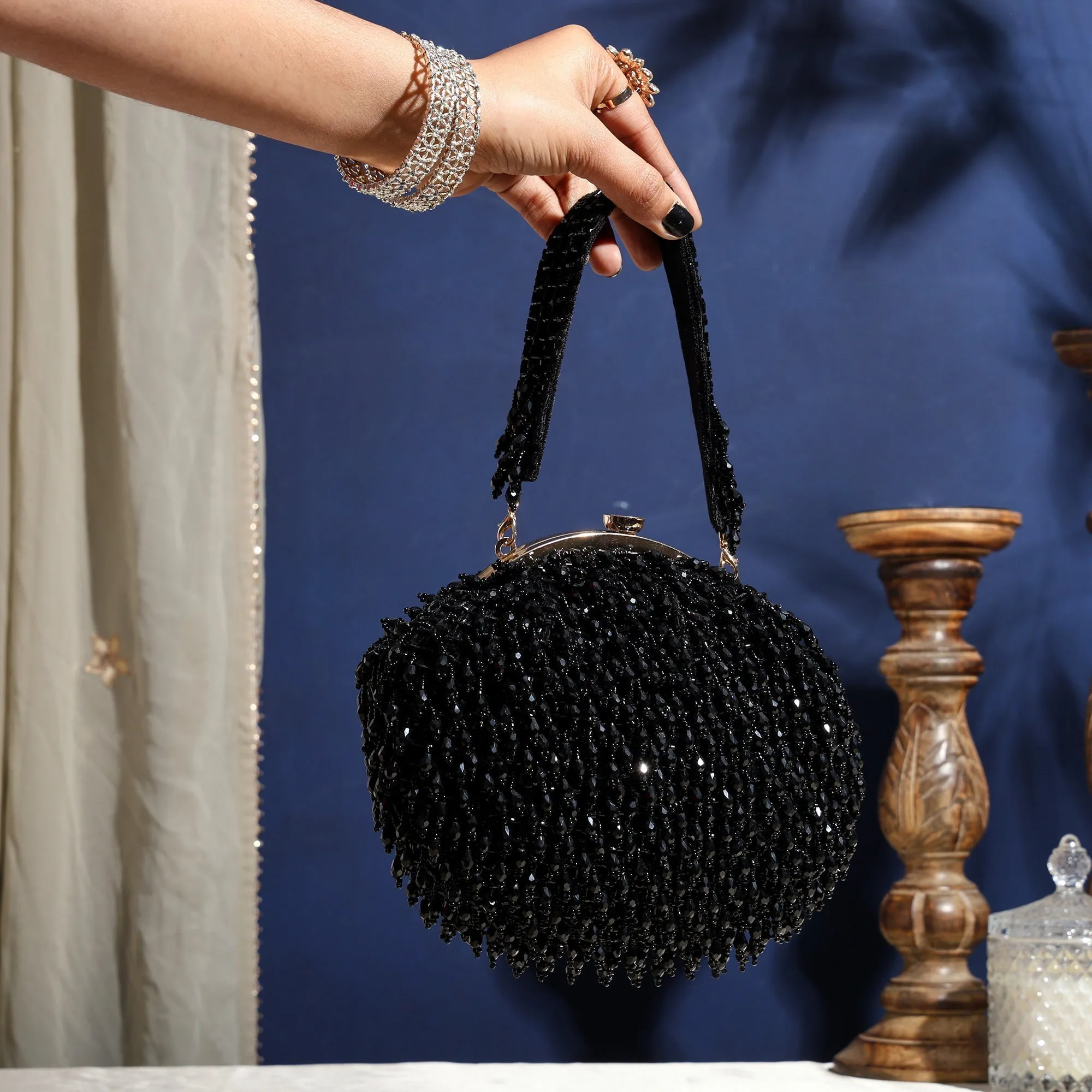 noor batua bag