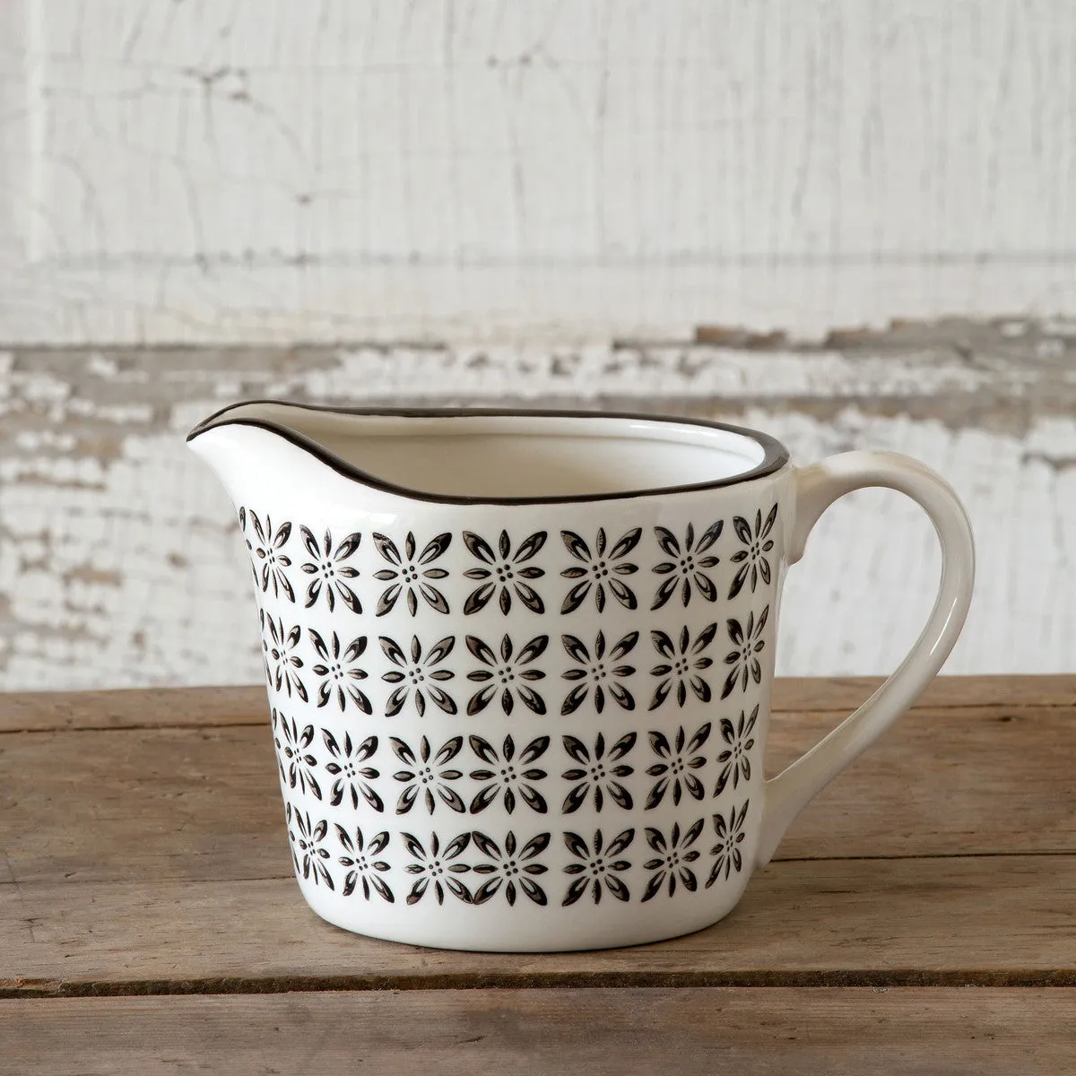 Norden Pattern Measuring Cup