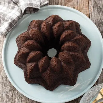 Nordic Ware Vintage Star Bundt