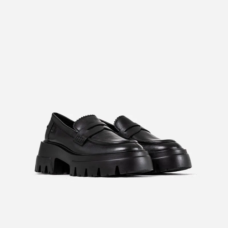 O tizz Black Chunky Loafers