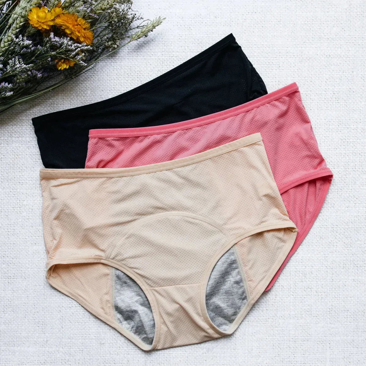 Pack de 6 Culottes Menstruelles et une Serviette hygiénique réutilisable pour flux abondant