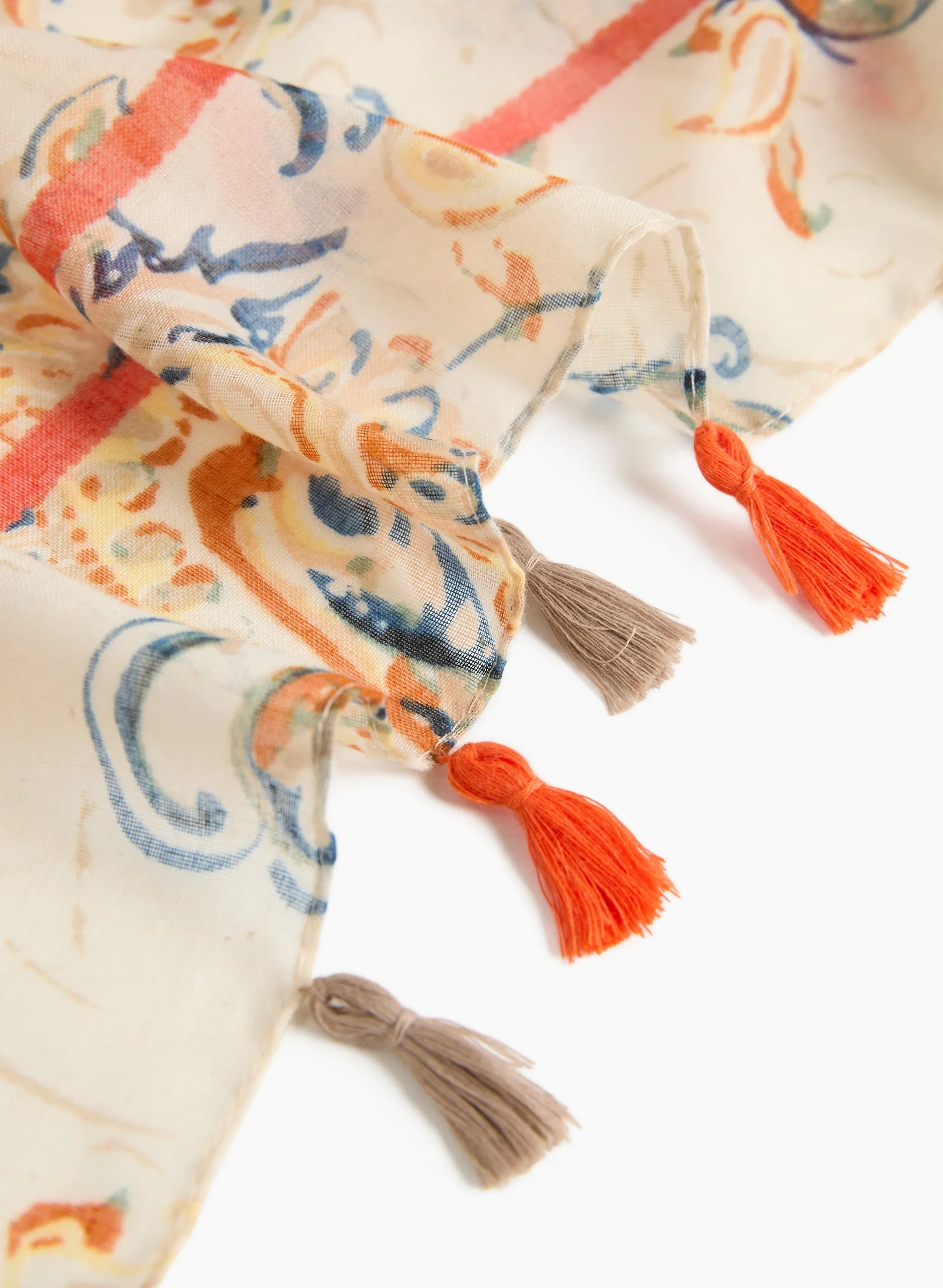 Paisley Scarf With Tassel Trim