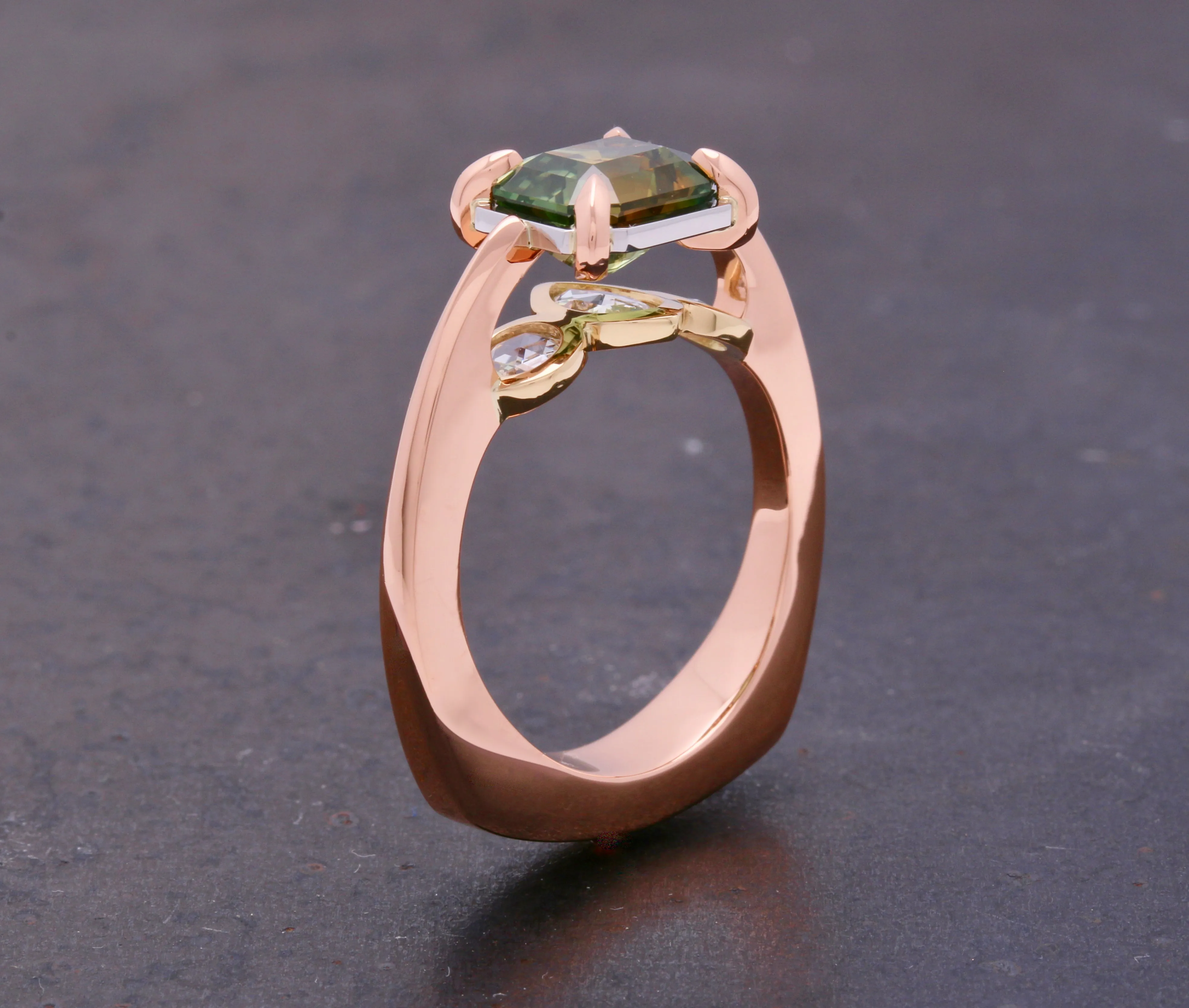 Palavara Ring