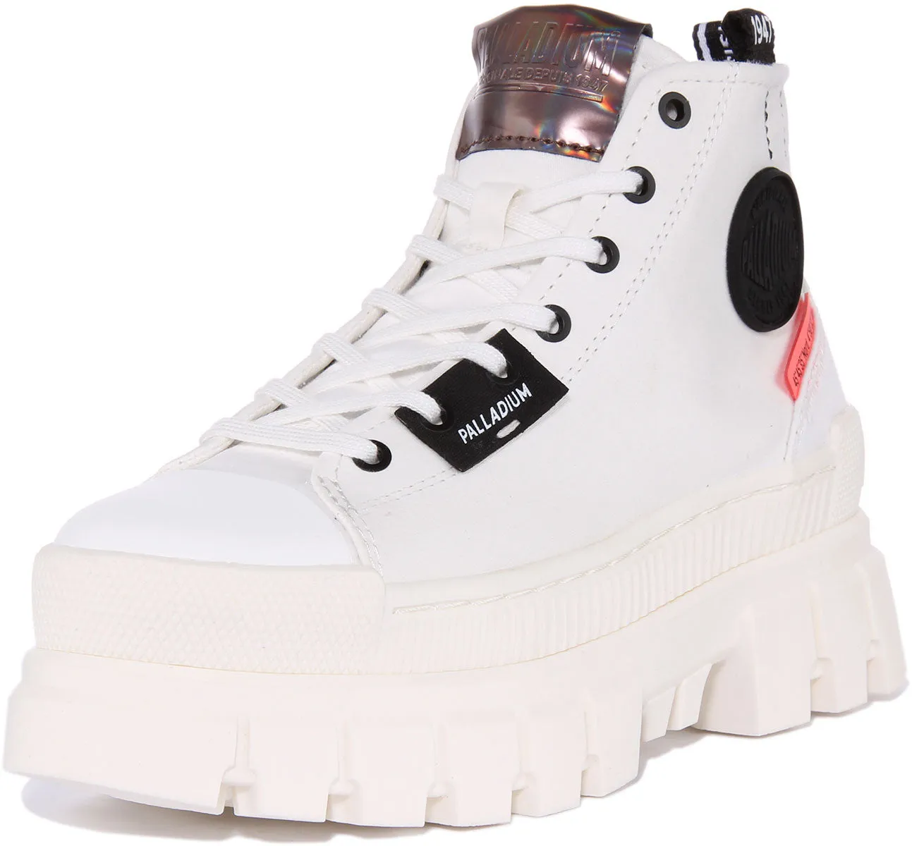 Palladium Revolt Boot Tx In White For Women