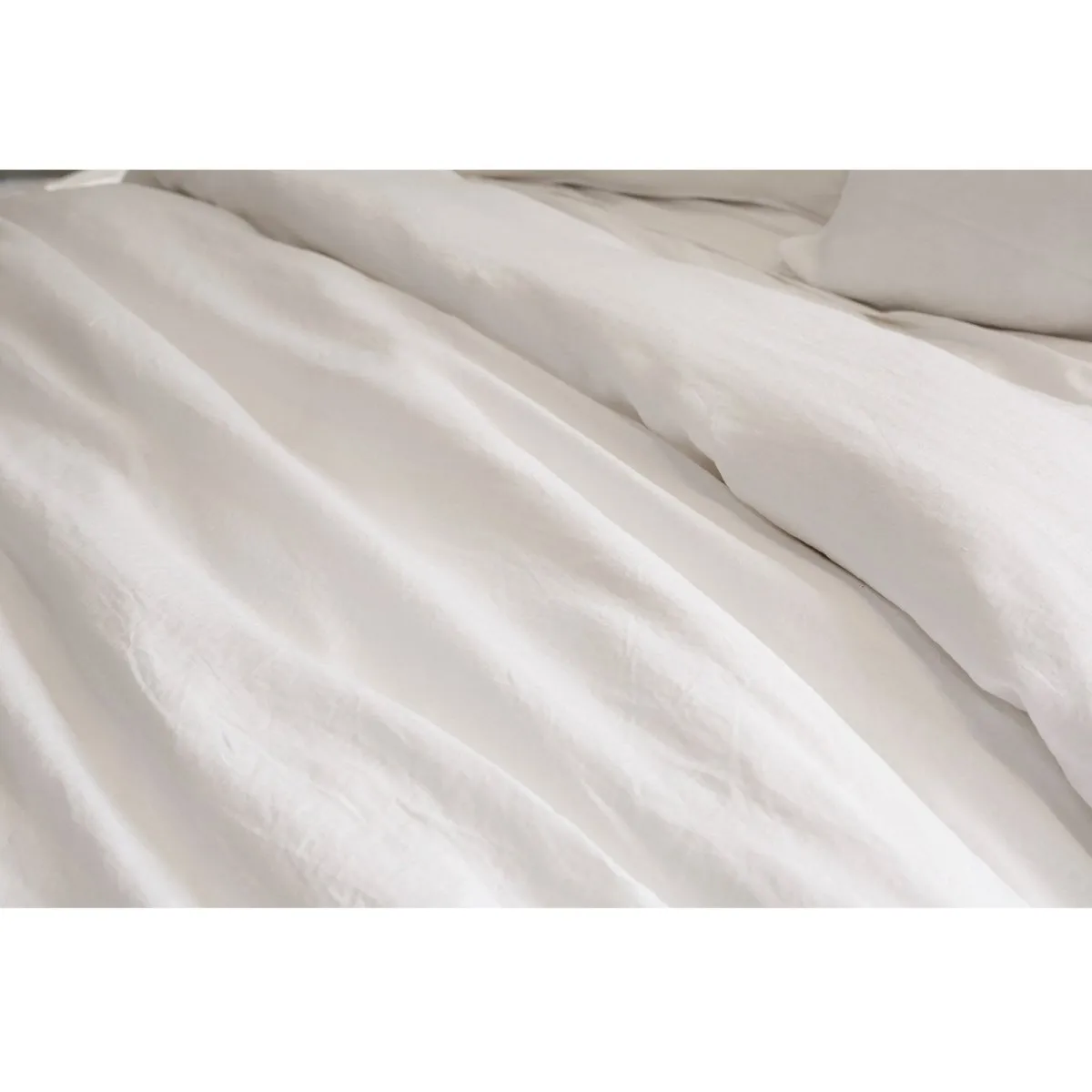 Parker White Linen Duvet Set