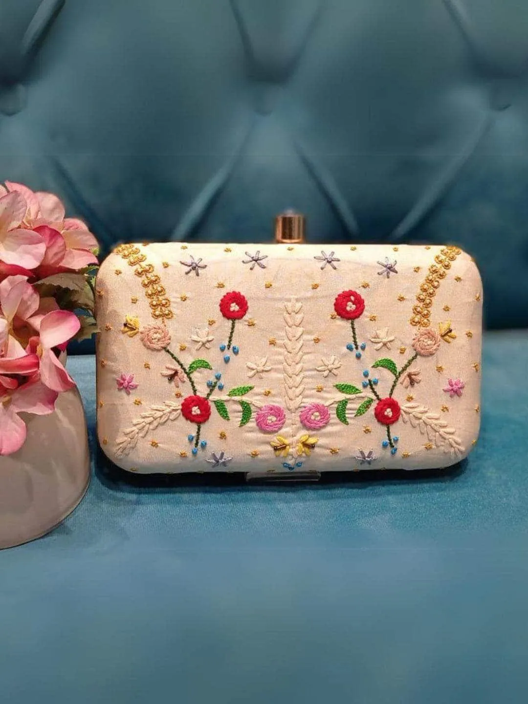 Peach Thread Pearl Queen Clutch