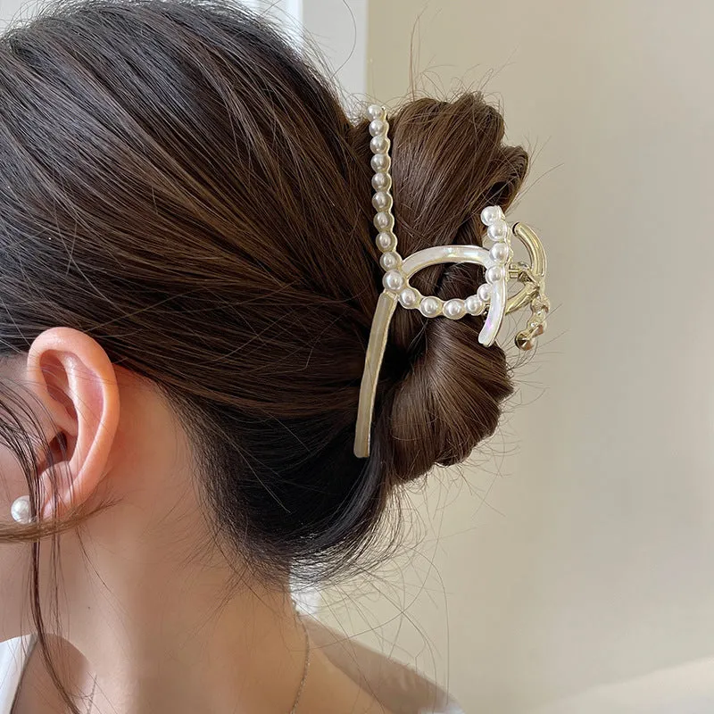 Pearl Cross Hair Clip