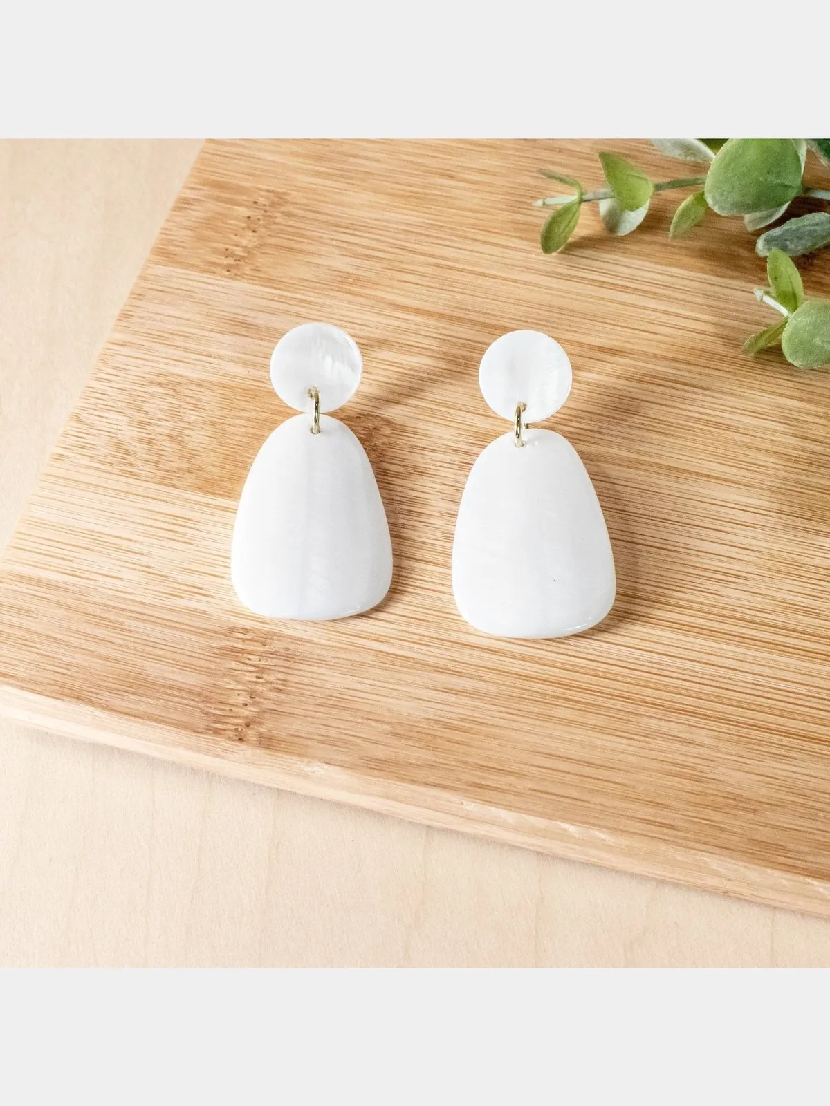 Pearl White Mother of Pearl Earrings - Geometric Earrings | LIKHÂ